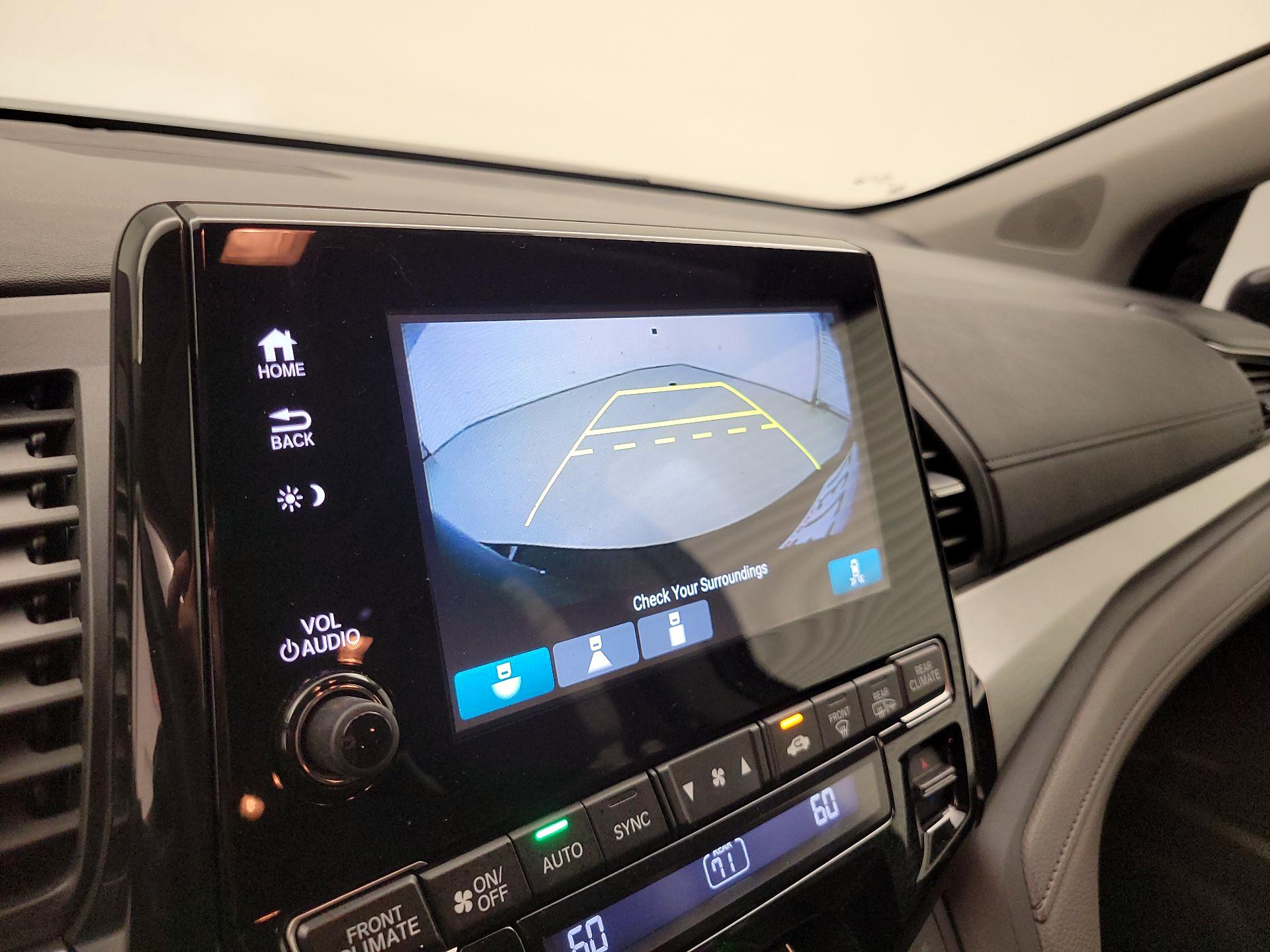 Thumbnail: 2019 Honda Odyssey - 14