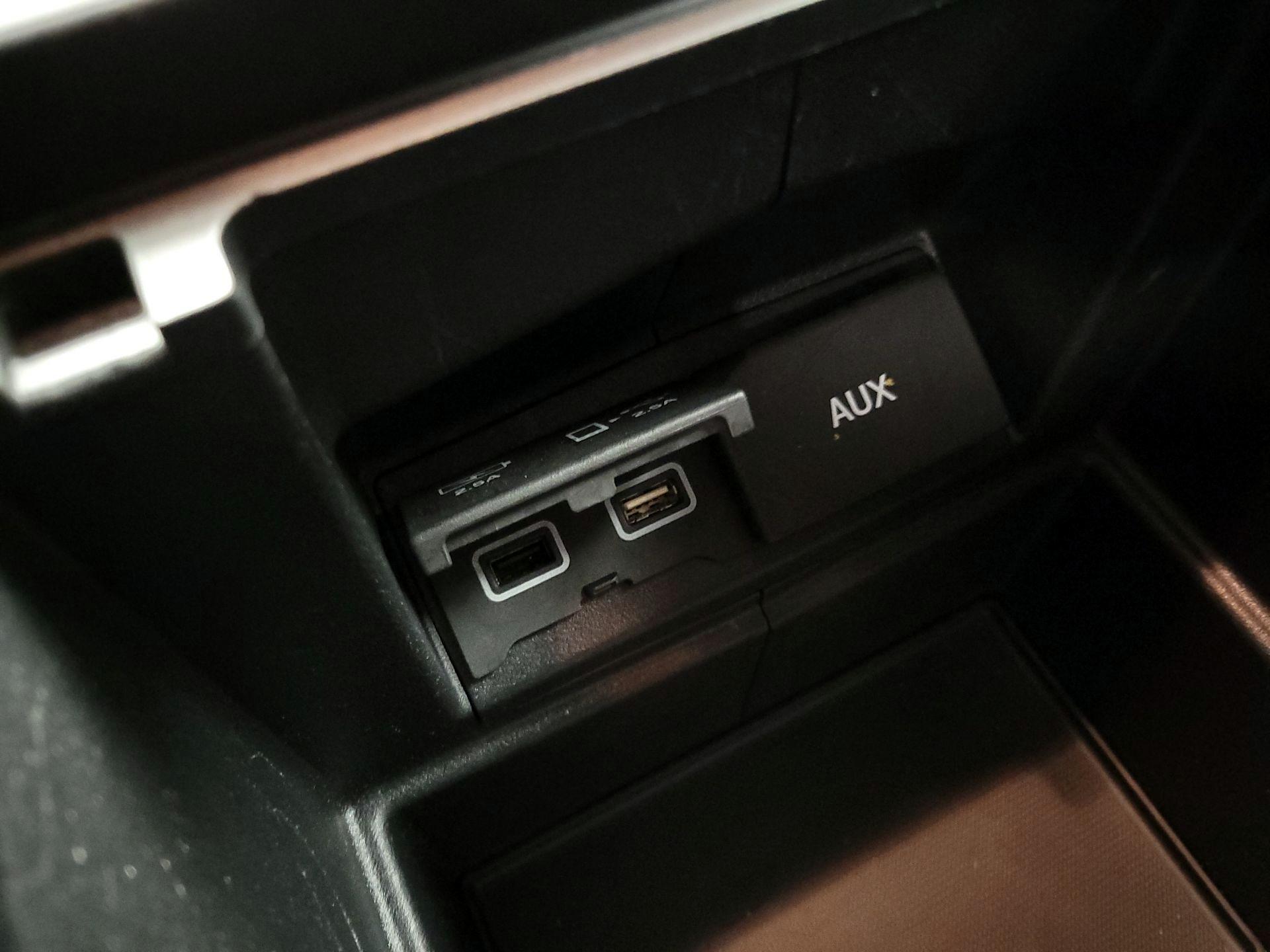 Thumbnail: 2019 Honda Odyssey - 18