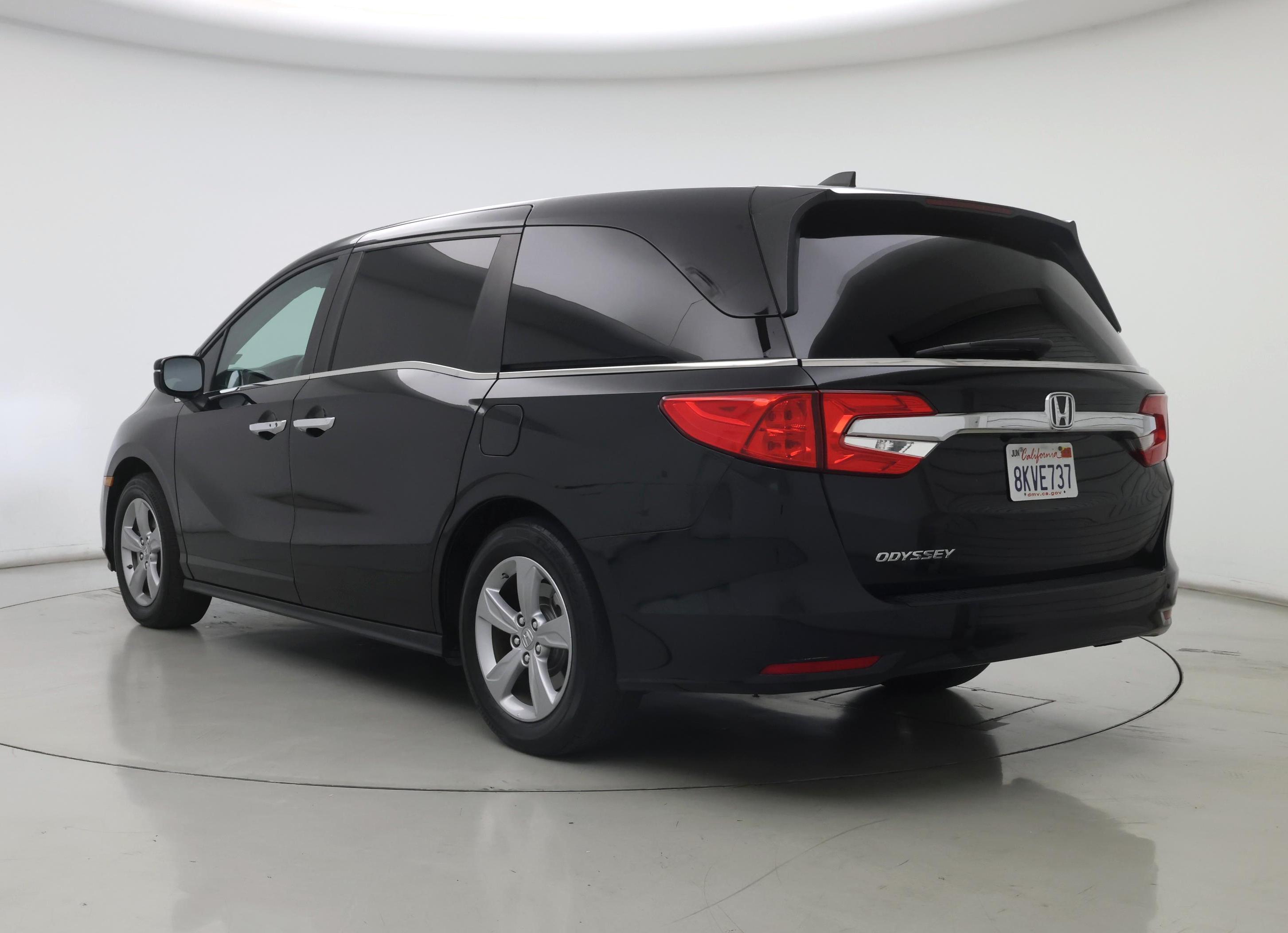 Thumbnail: 2019 Honda Odyssey - 2