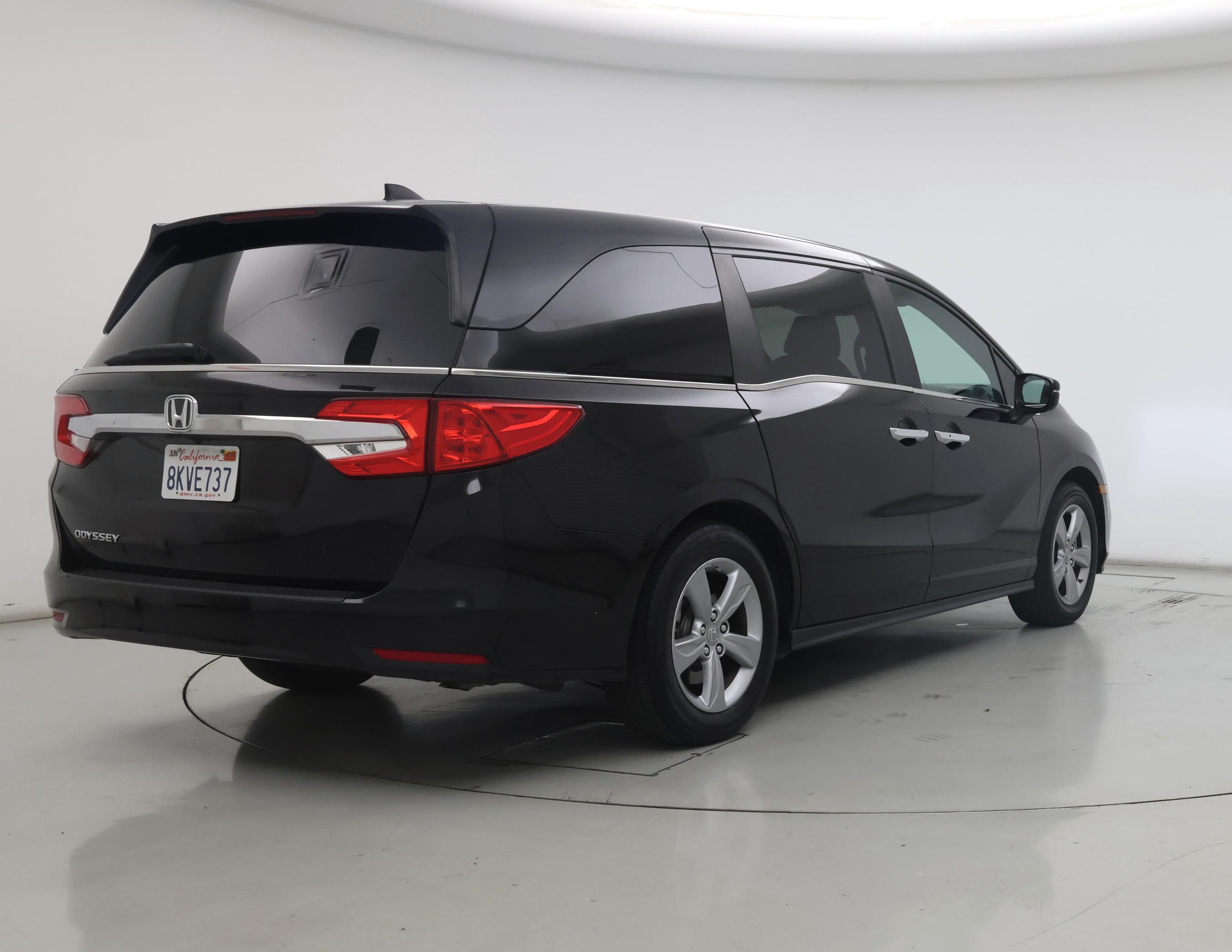 Thumbnail: 2019 Honda Odyssey - 8