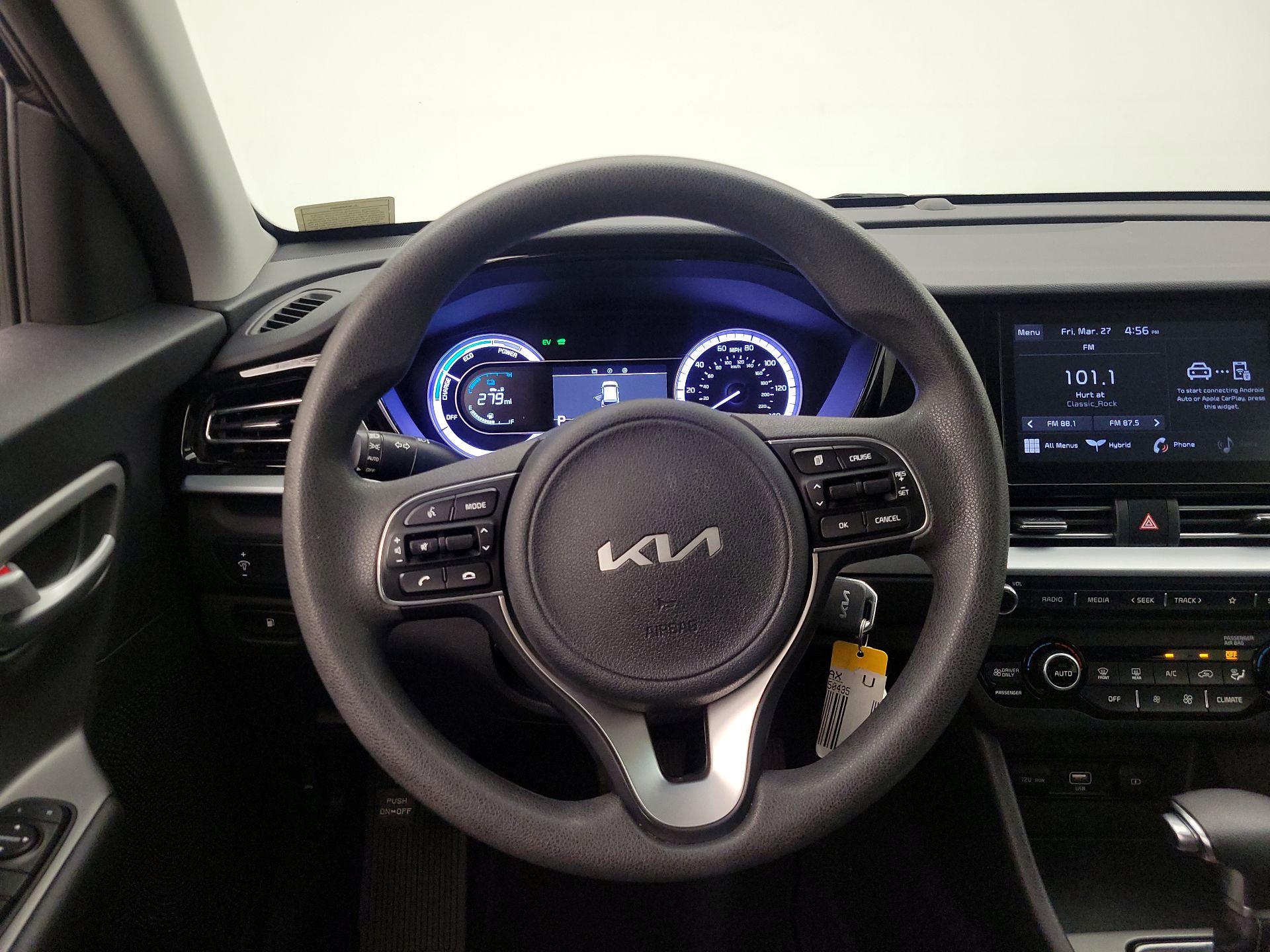 Thumbnail: 2022 Kia Niro - 10