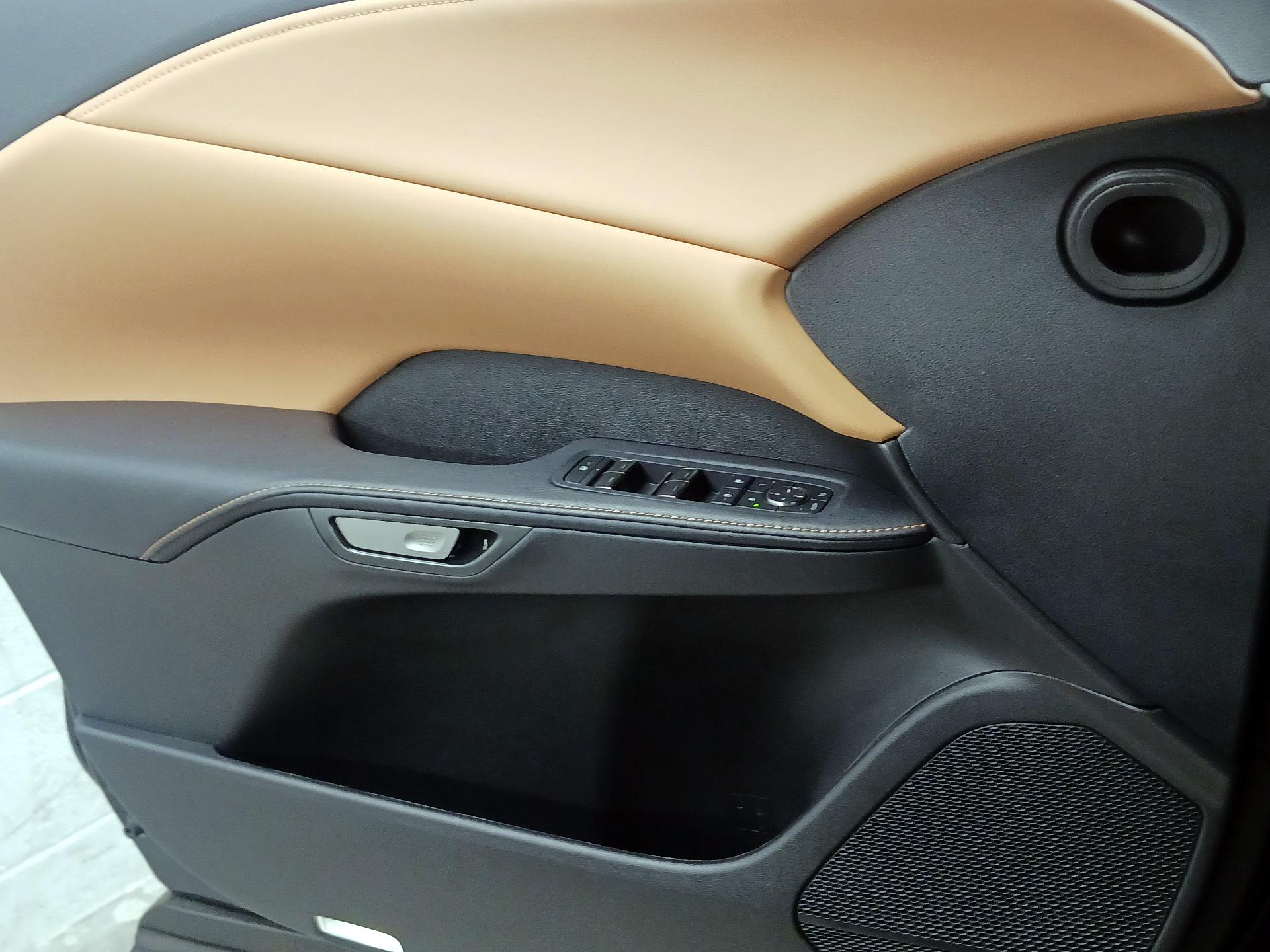 Thumbnail: 2025 Lexus RX - 12