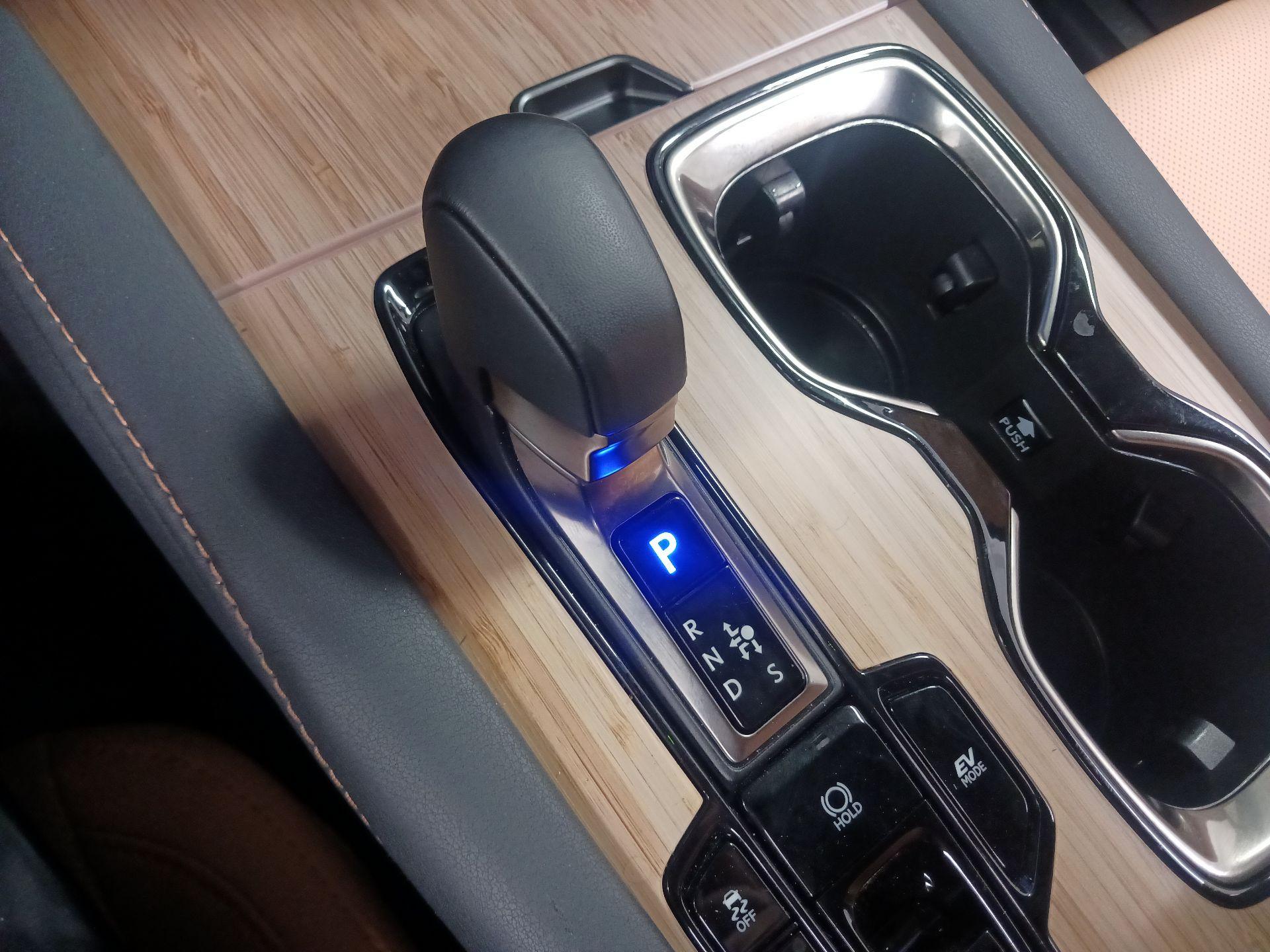 Thumbnail: 2025 Lexus RX - 15