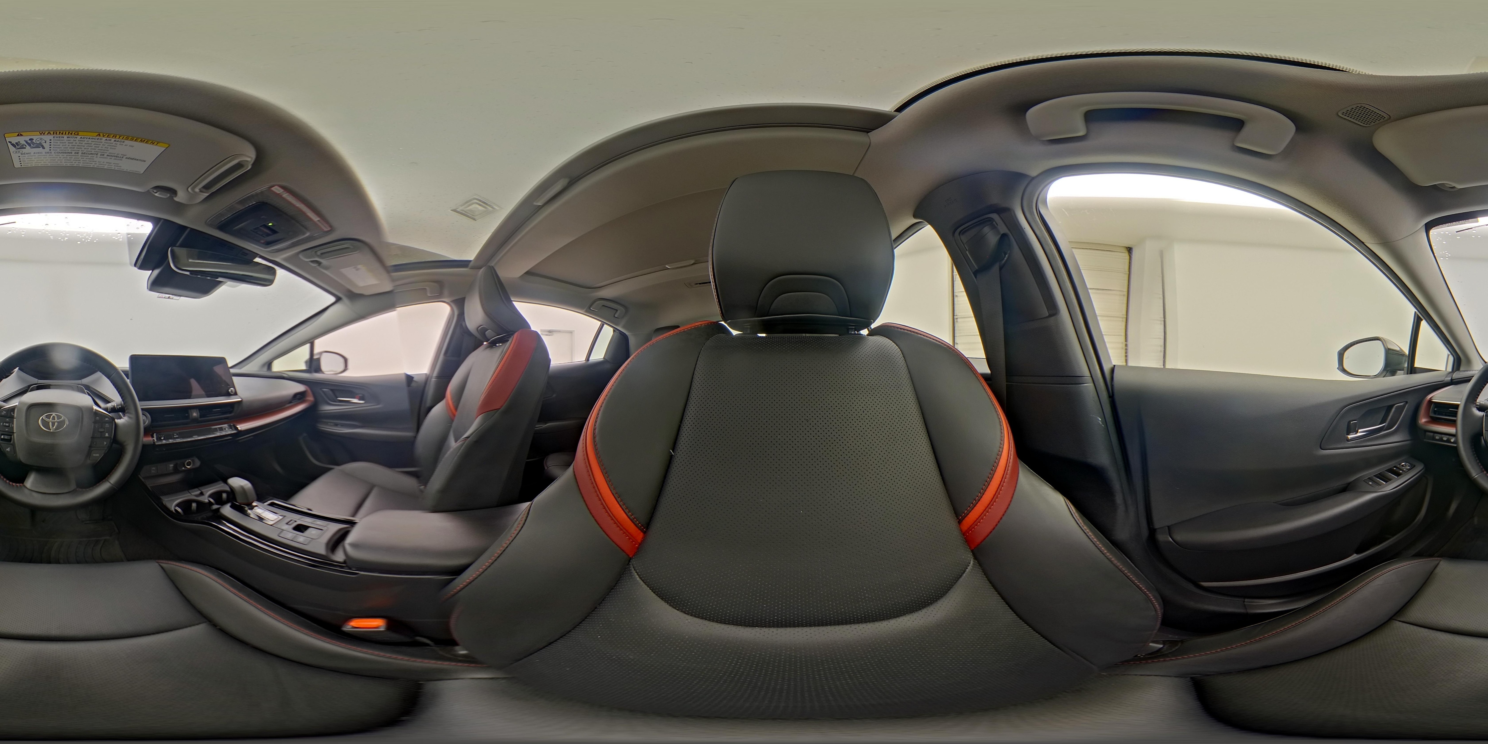 2025 Toyota Prius XSE - Photo 26