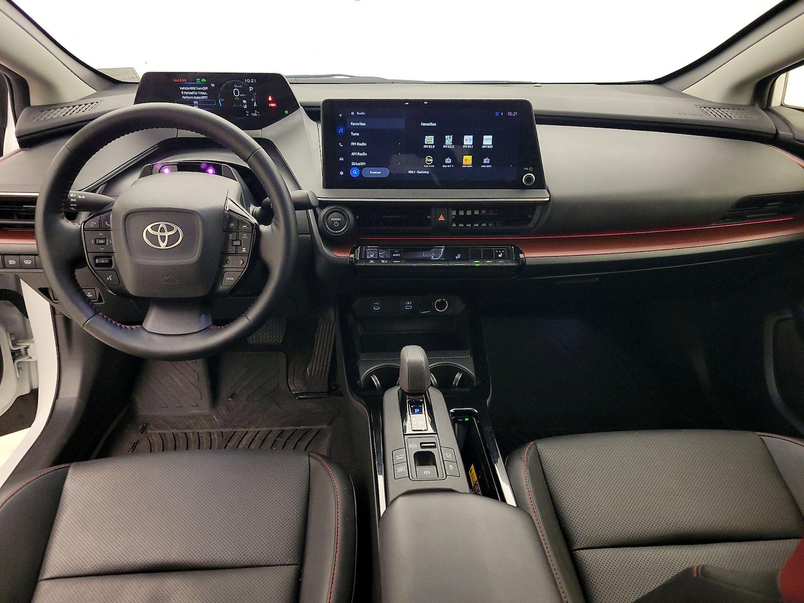 2025 Toyota Prius XSE - Photo 10