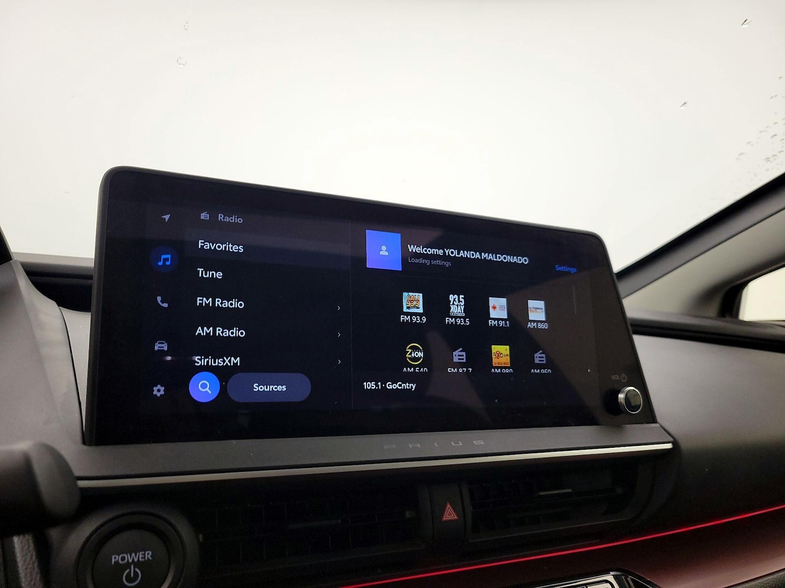 2025 Toyota Prius XSE - Photo 16