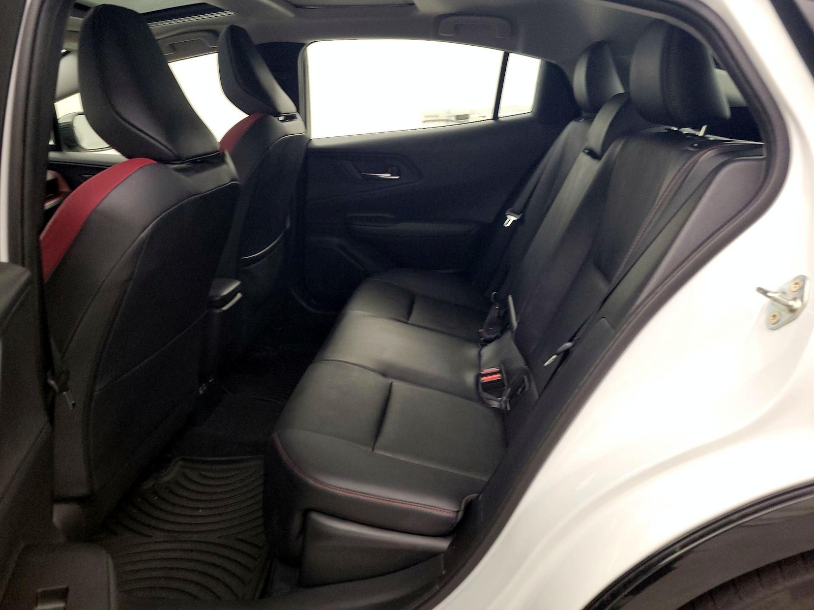2025 Toyota Prius XSE - Photo 20