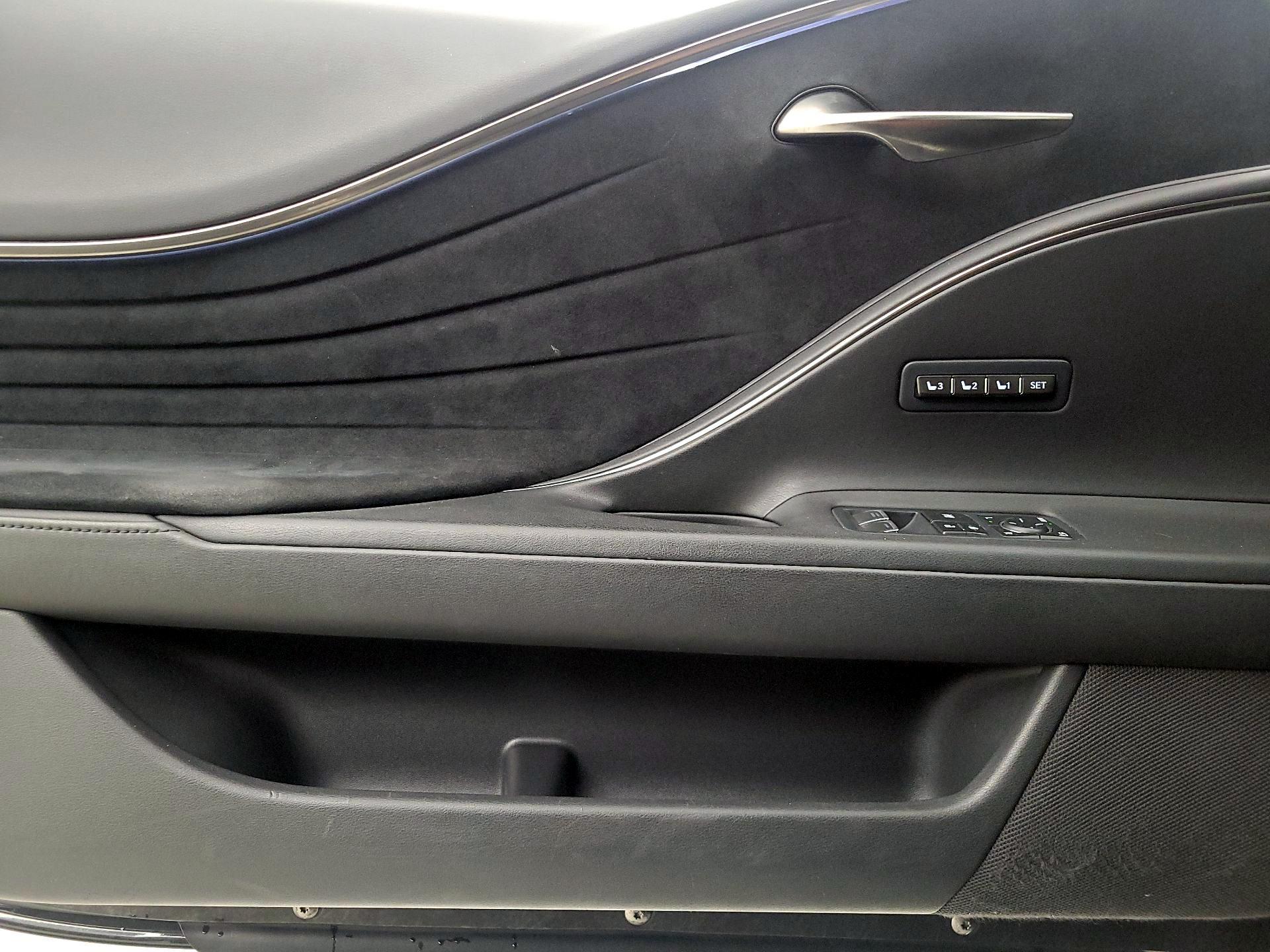 Thumbnail: 2018 Lexus LC - 12