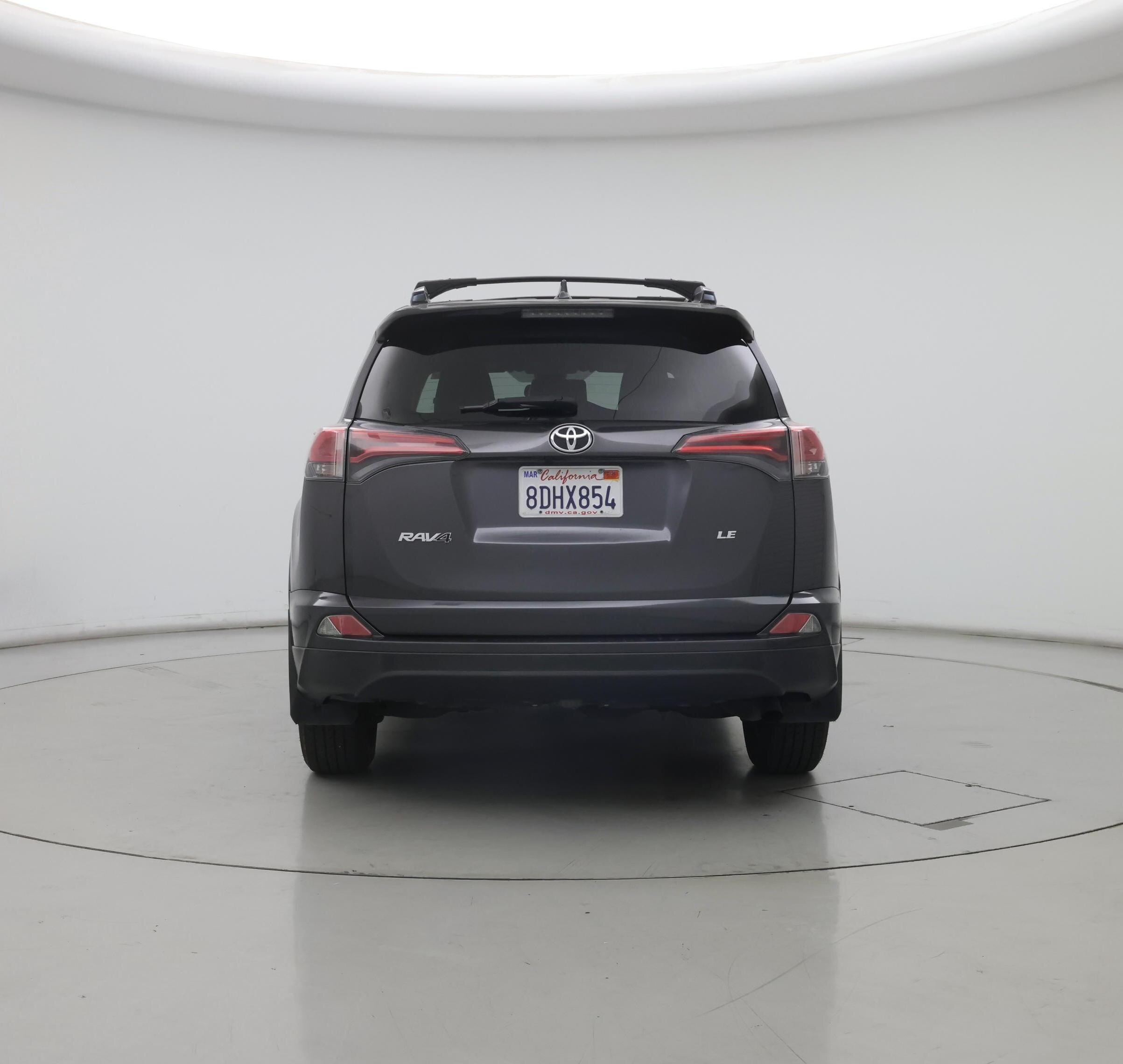 Thumbnail: 2018 Toyota RAV4 - 6