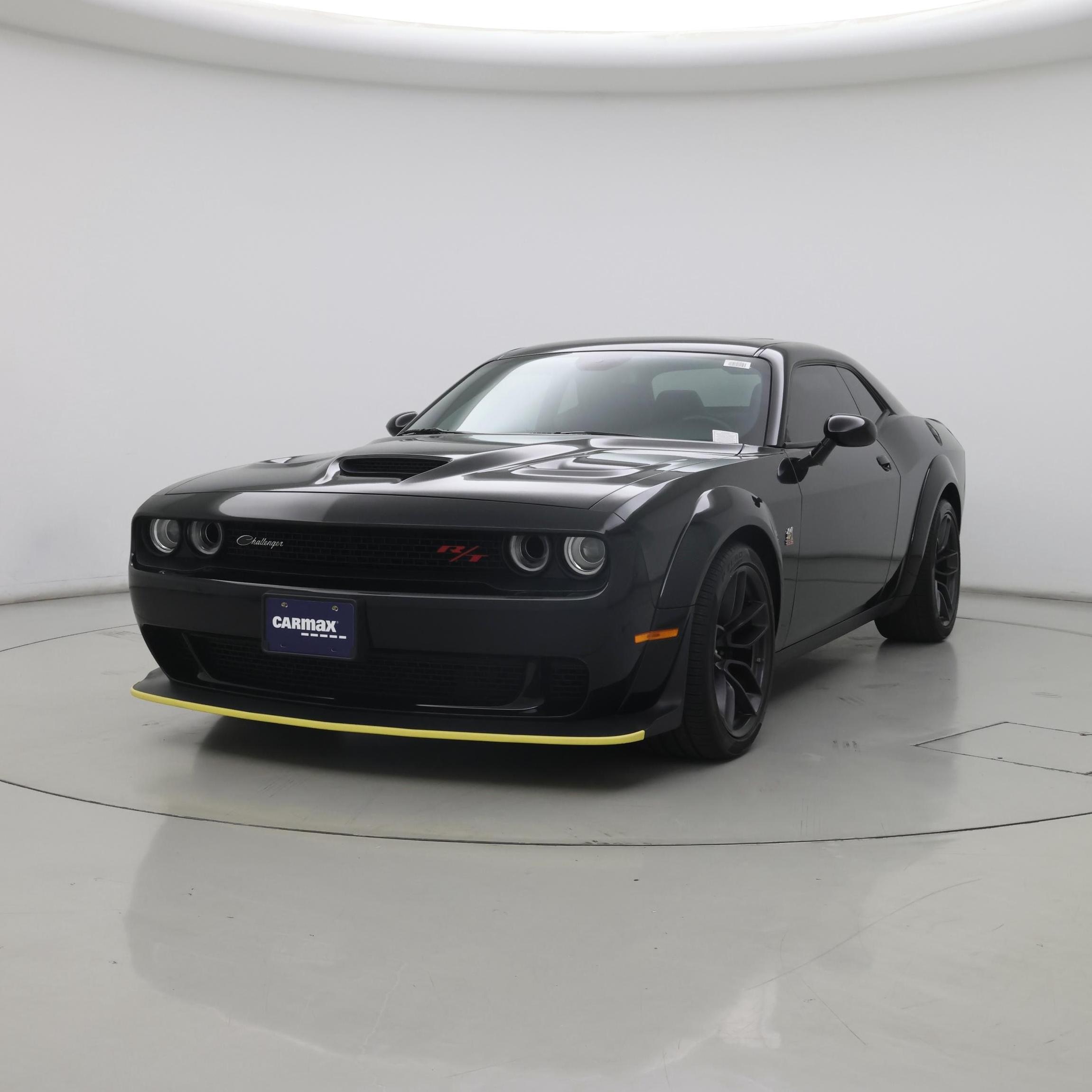 Thumbnail: 2021 Dodge Challenger - 4