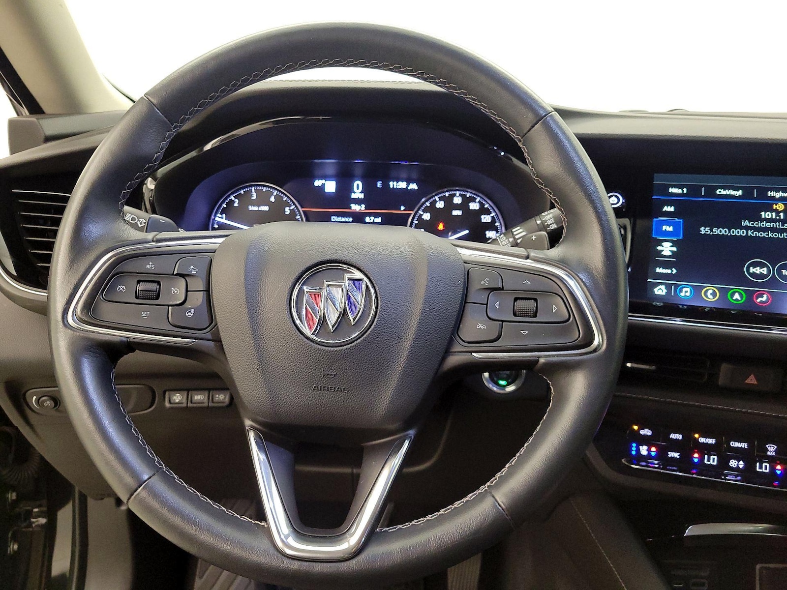 2023 Buick Envision Avenir - Photo 11