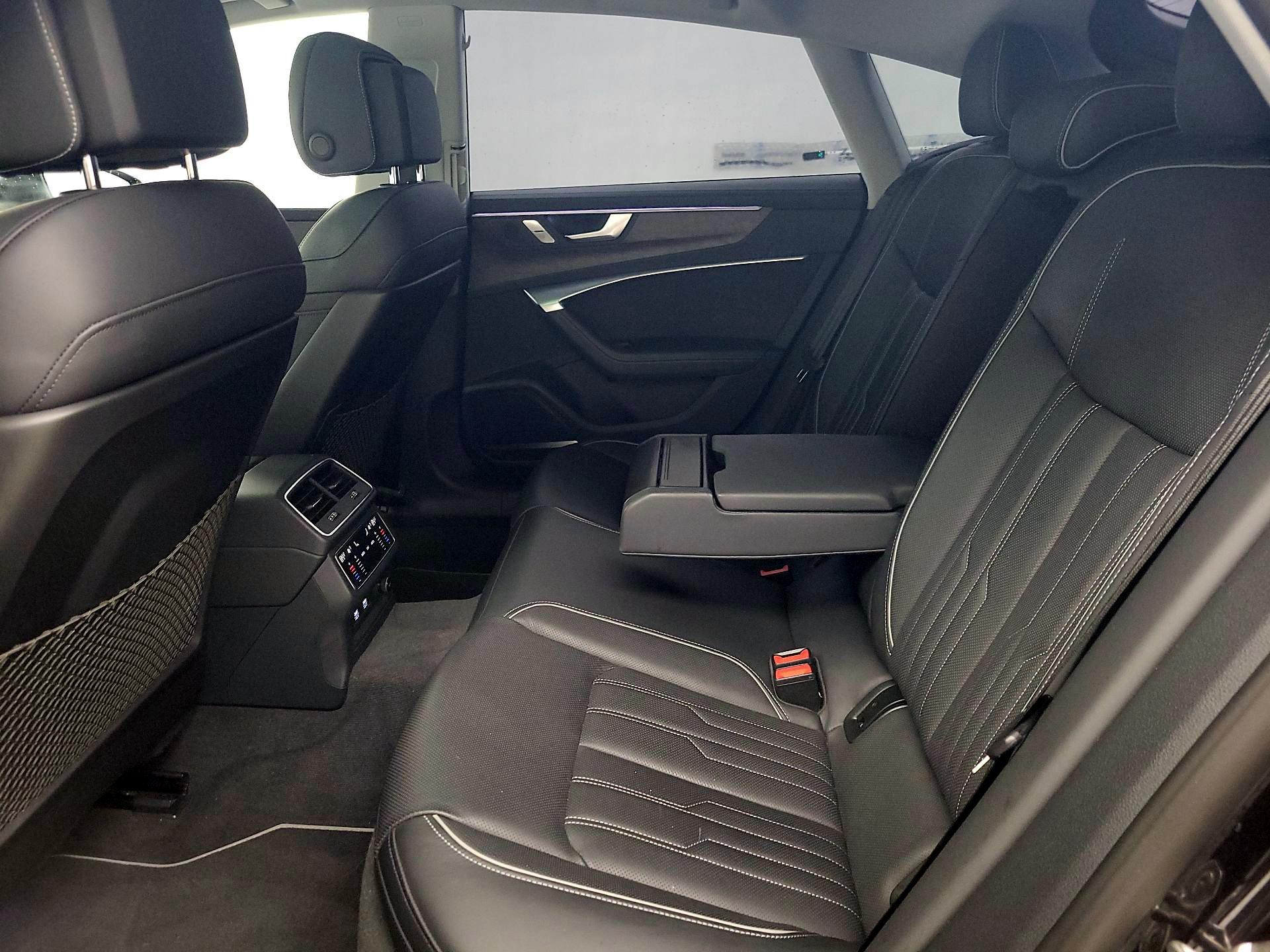 Thumbnail: 2019 Audi A7 - 19