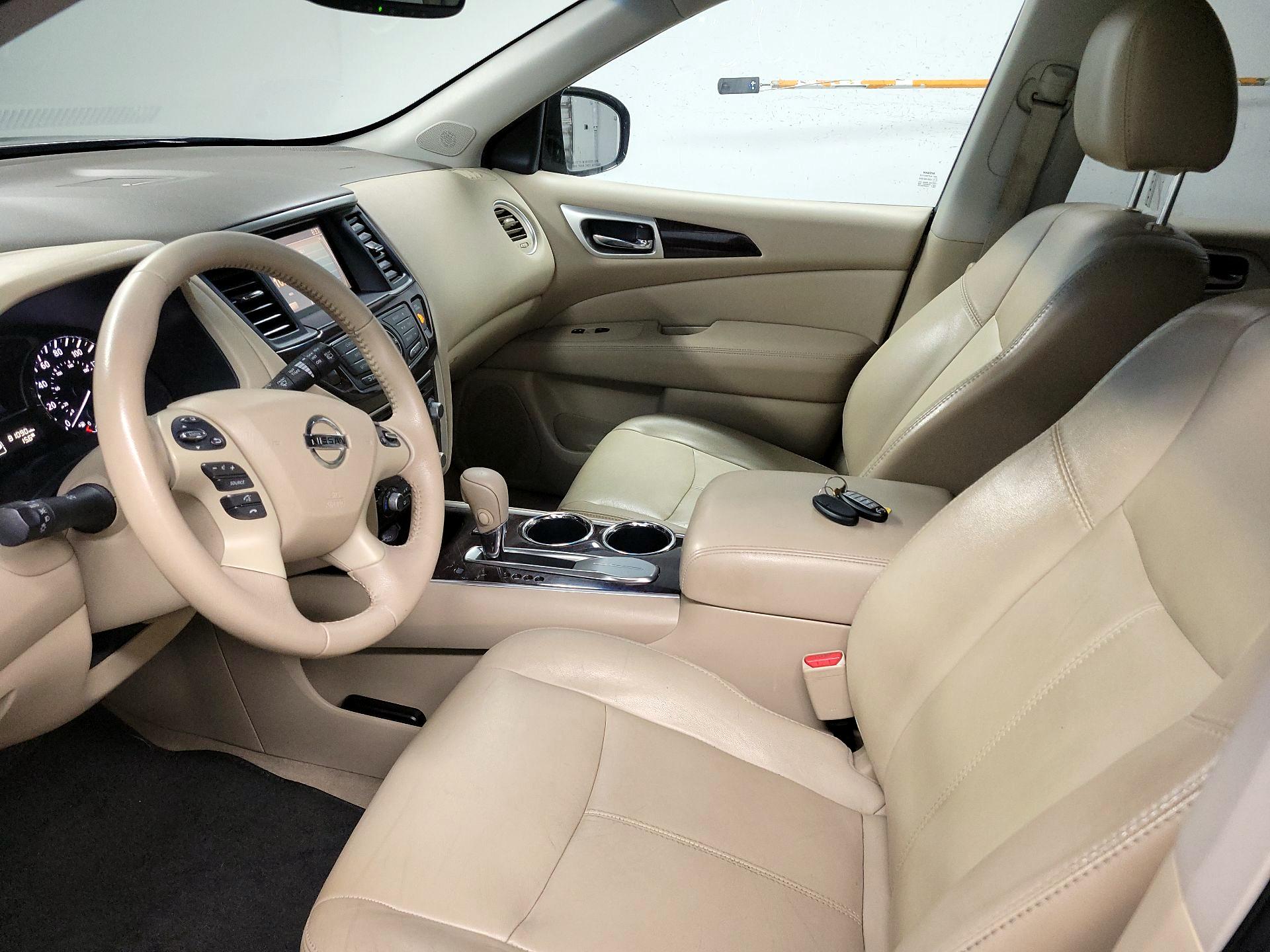 Thumbnail: 2014 Nissan Pathfinder - 11