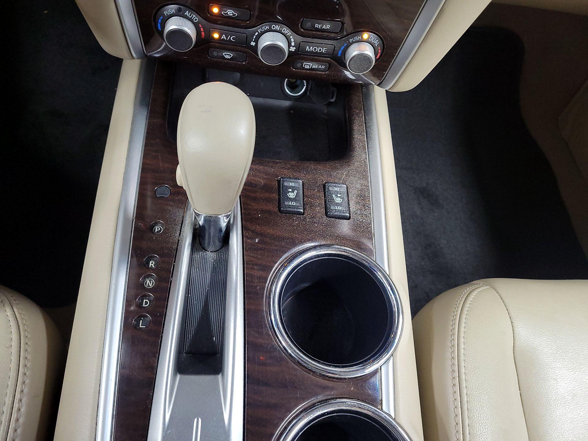 Thumbnail: 2014 Nissan Pathfinder - 17