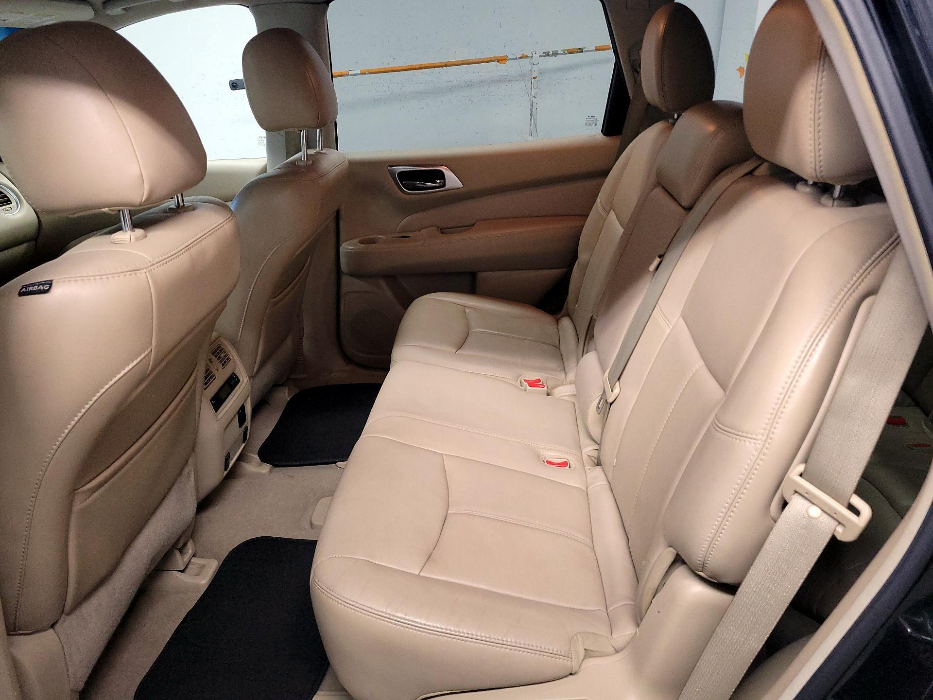 Thumbnail: 2014 Nissan Pathfinder - 20