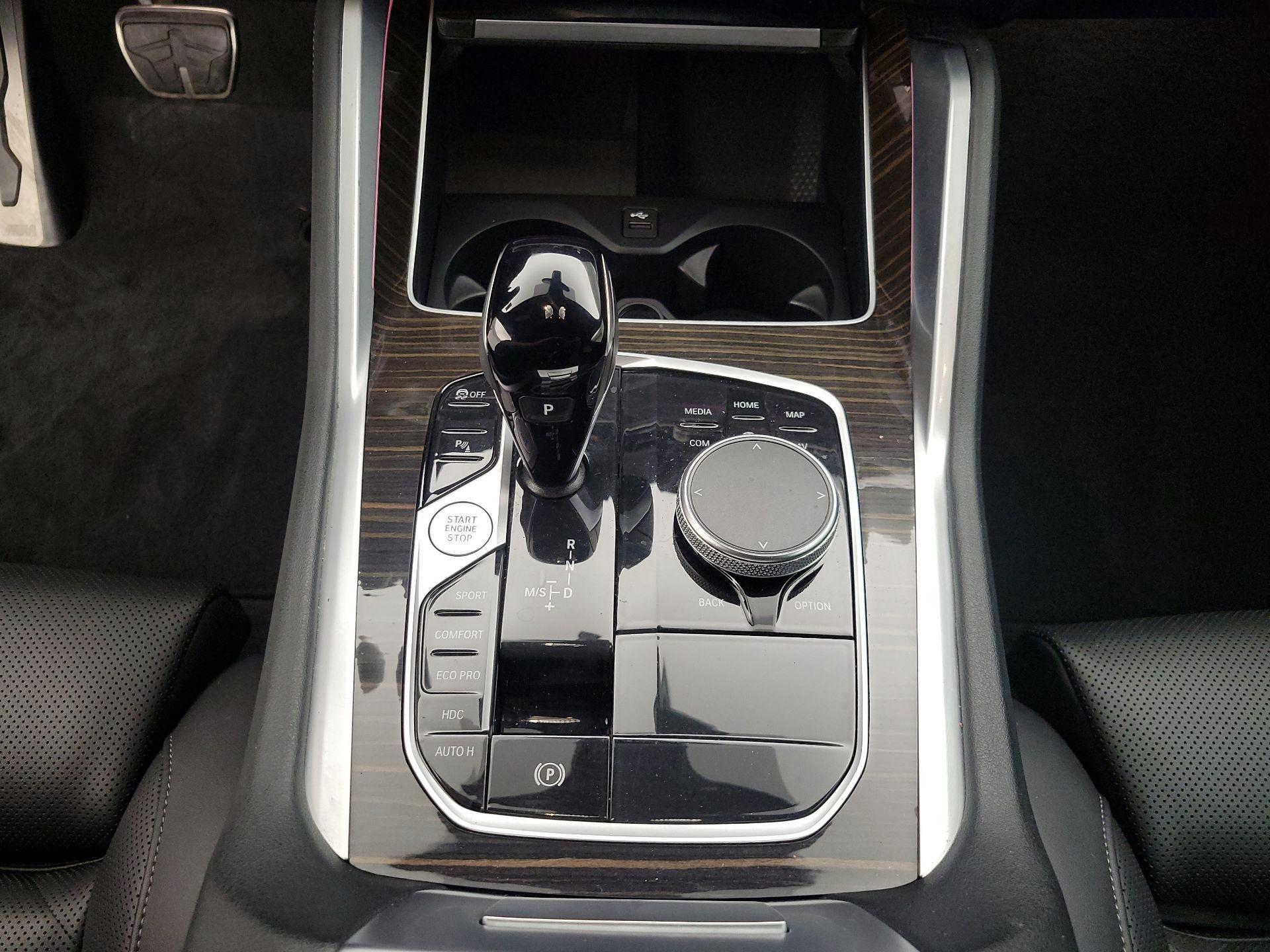 Thumbnail: 2023 BMW X6 - 17