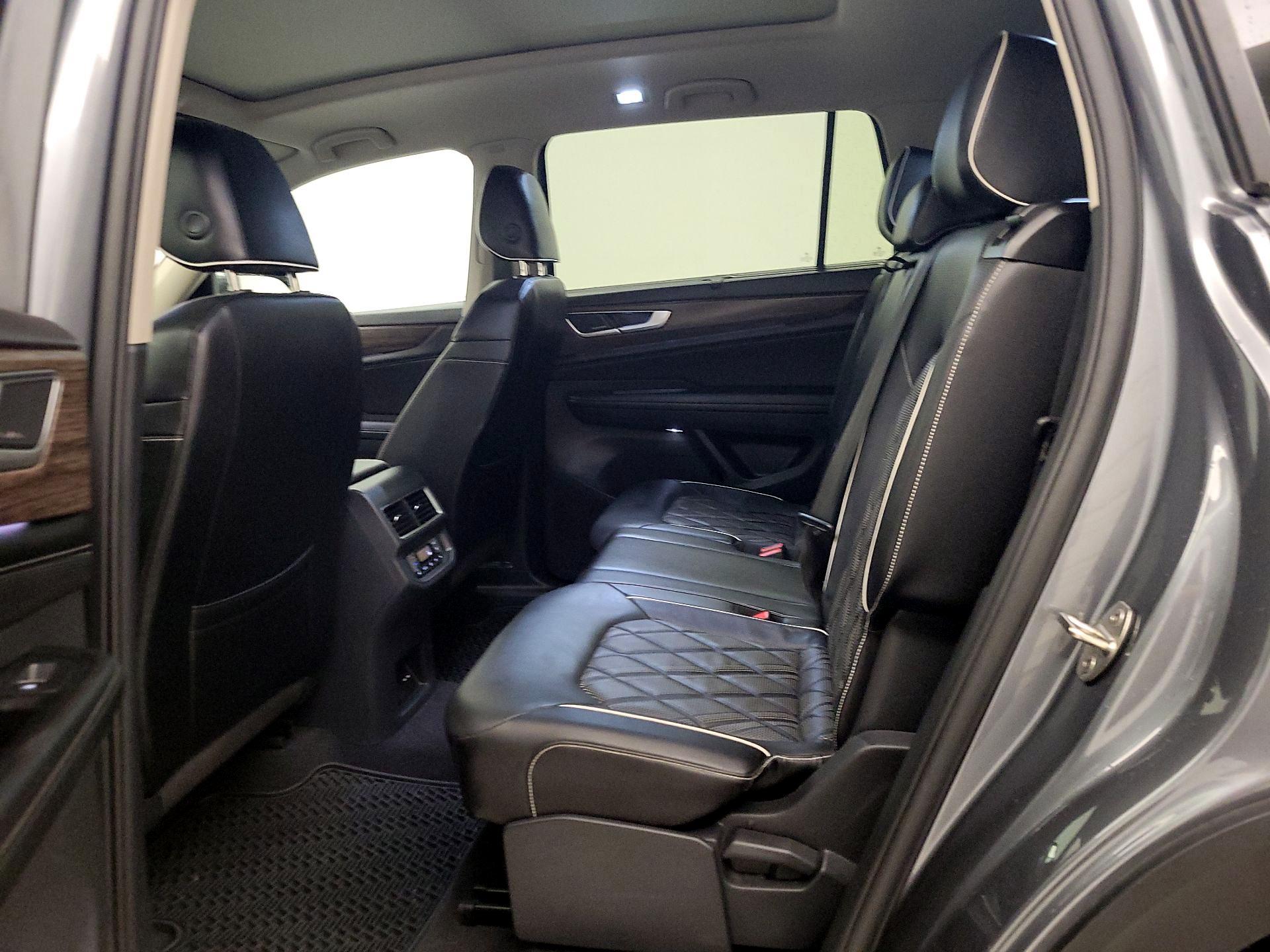 Thumbnail: 2024 Volkswagen Atlas - 19