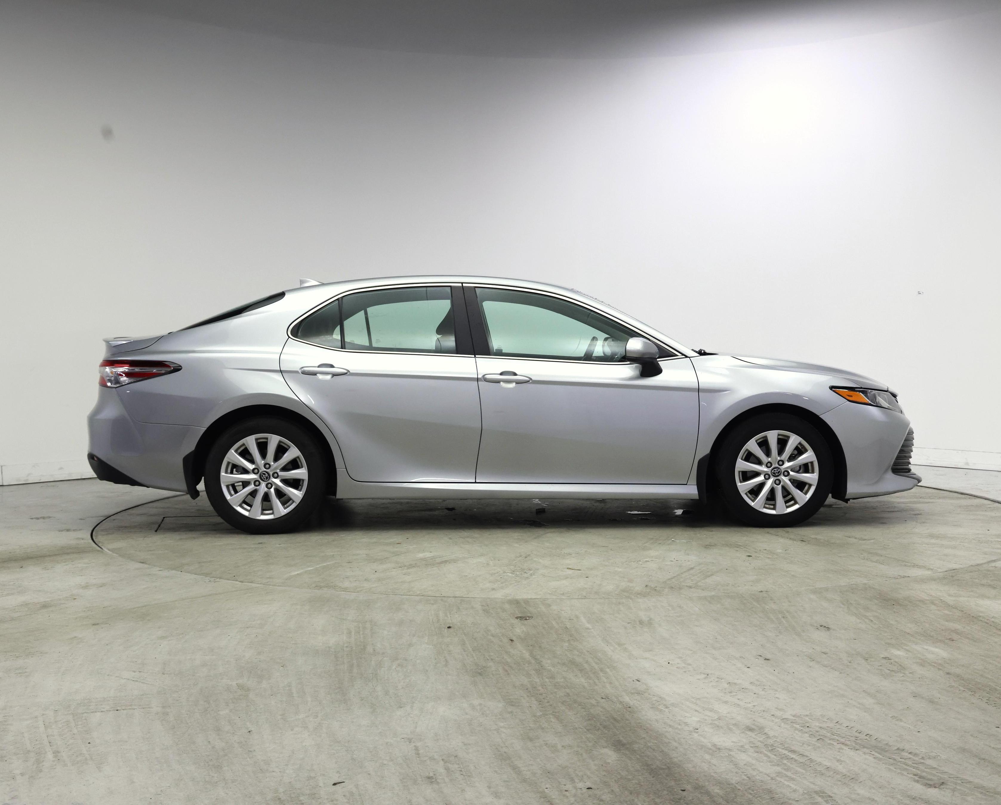 Thumbnail: 2019 Toyota Camry - 7