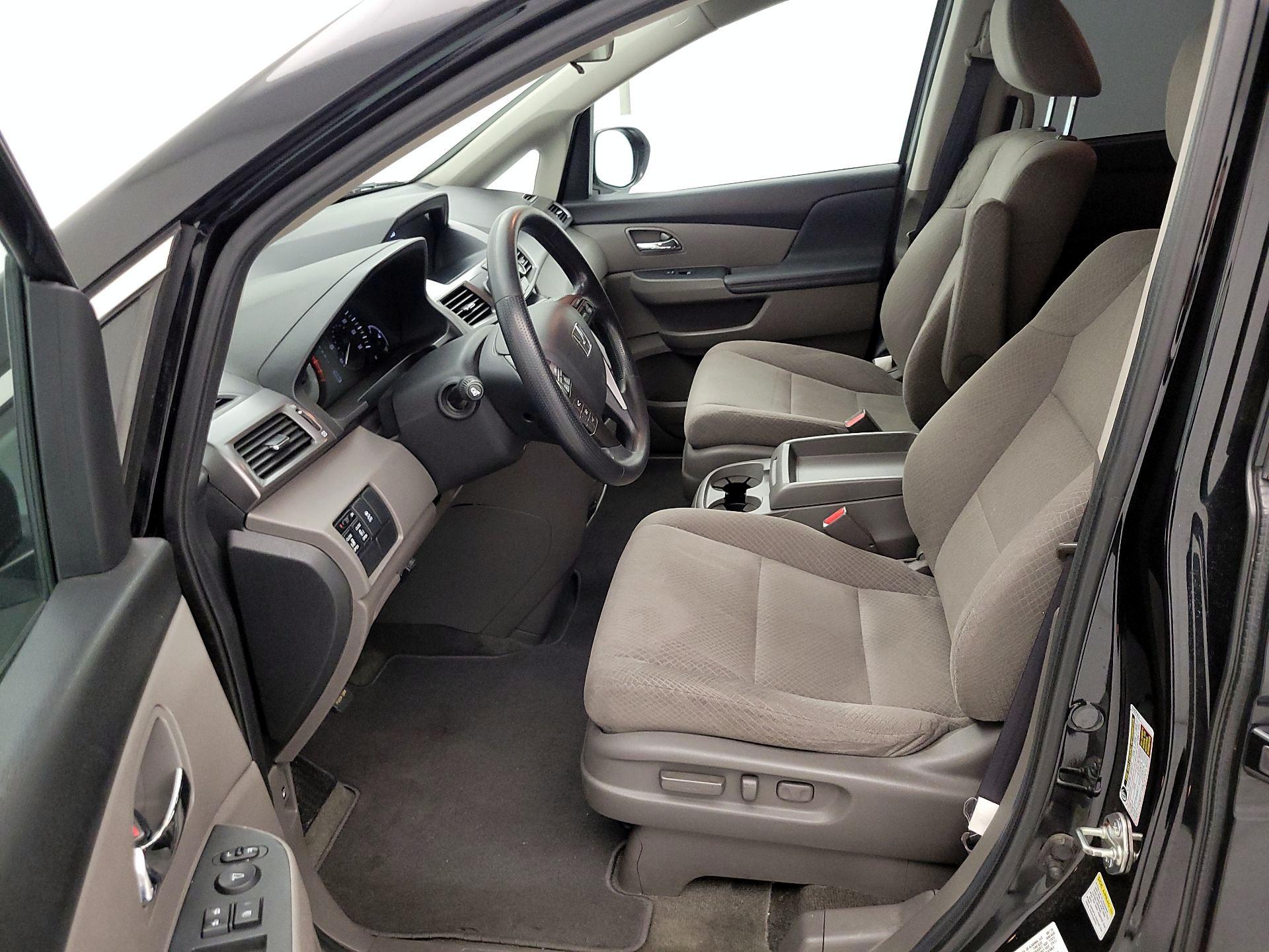 Thumbnail: 2014 Honda Odyssey - 11