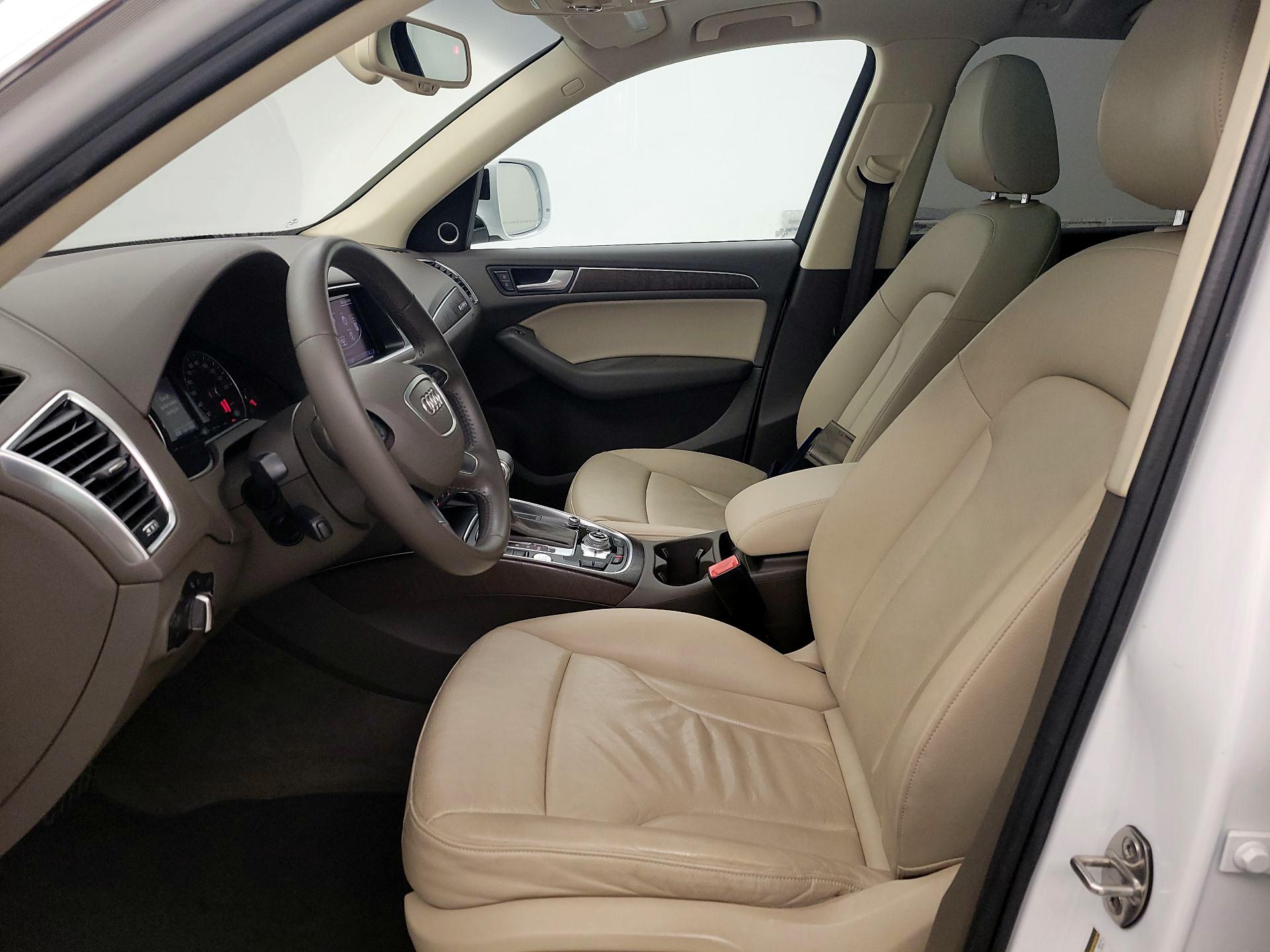 Thumbnail: 2015 Audi Q5 - 11