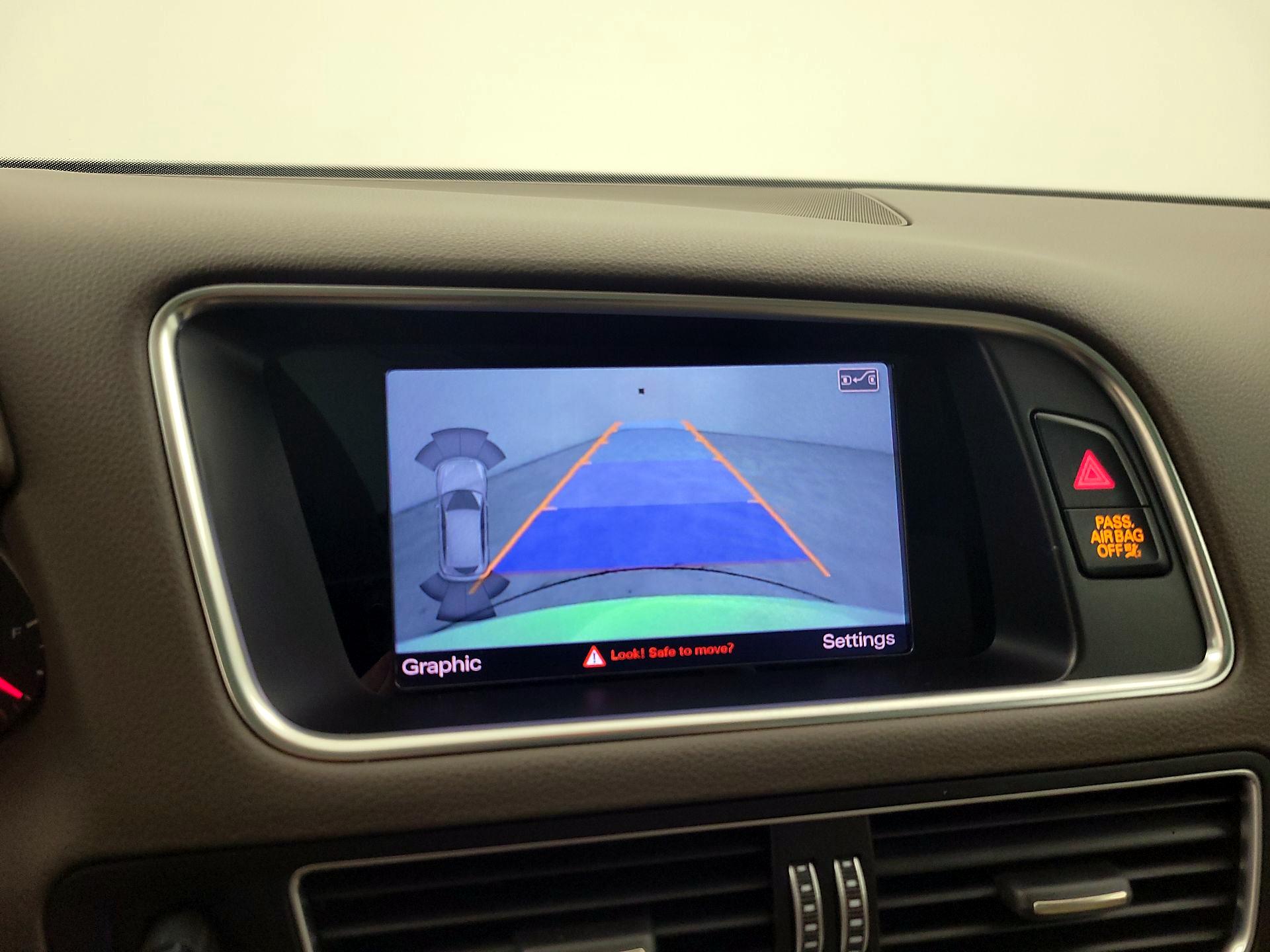 Thumbnail: 2015 Audi Q5 - 15