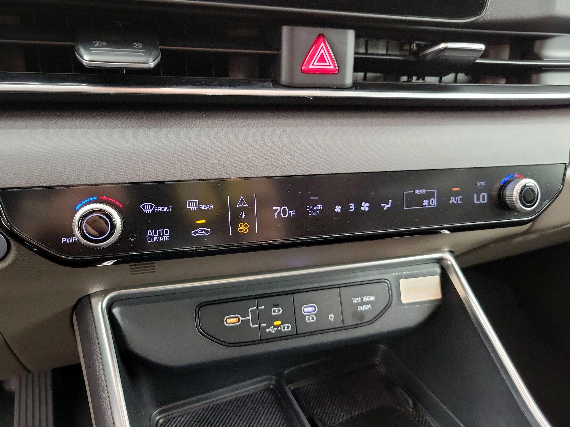 Thumbnail: 2025 Kia Carnival - 17