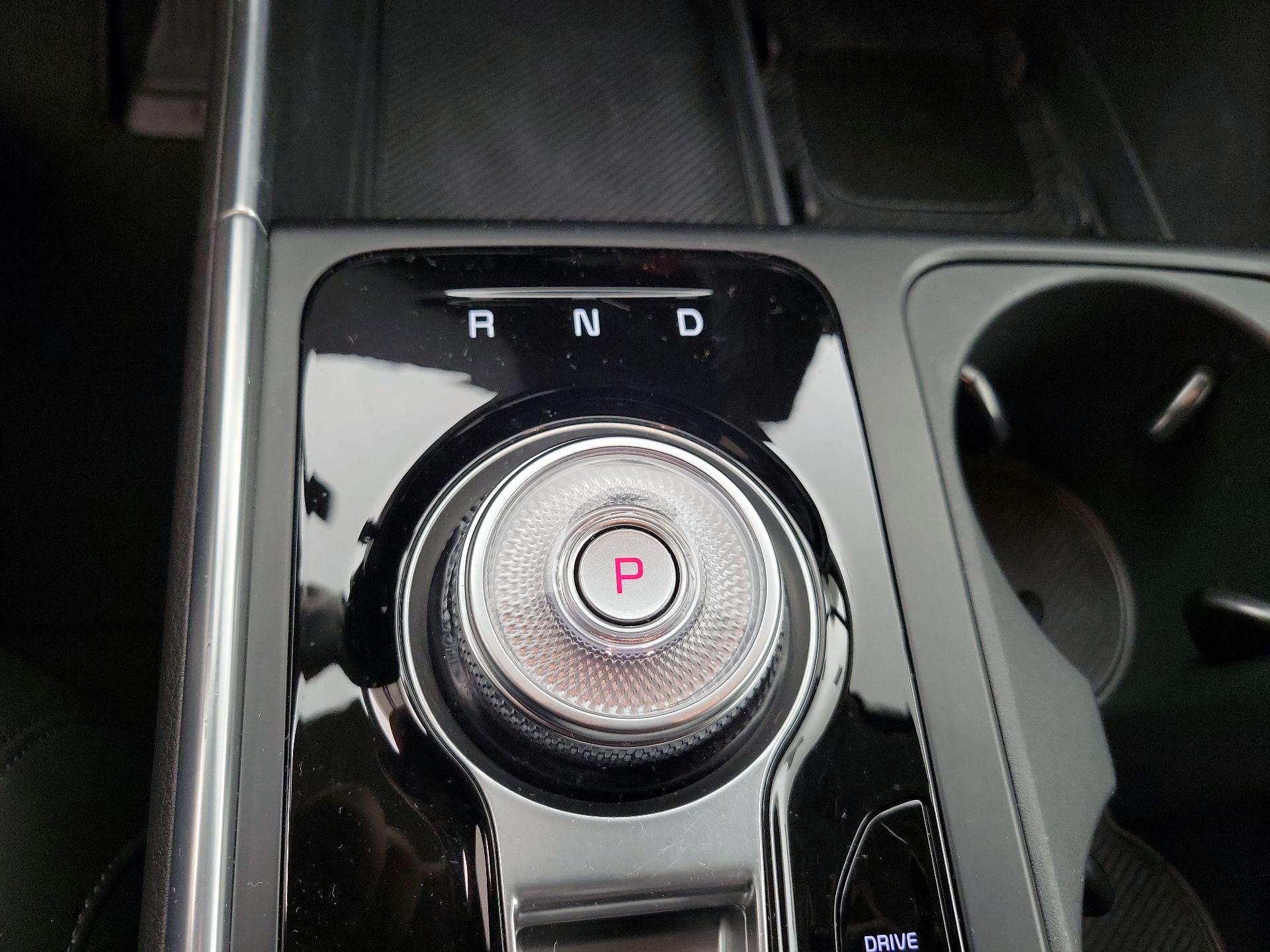 Thumbnail: 2025 Kia Carnival - 18