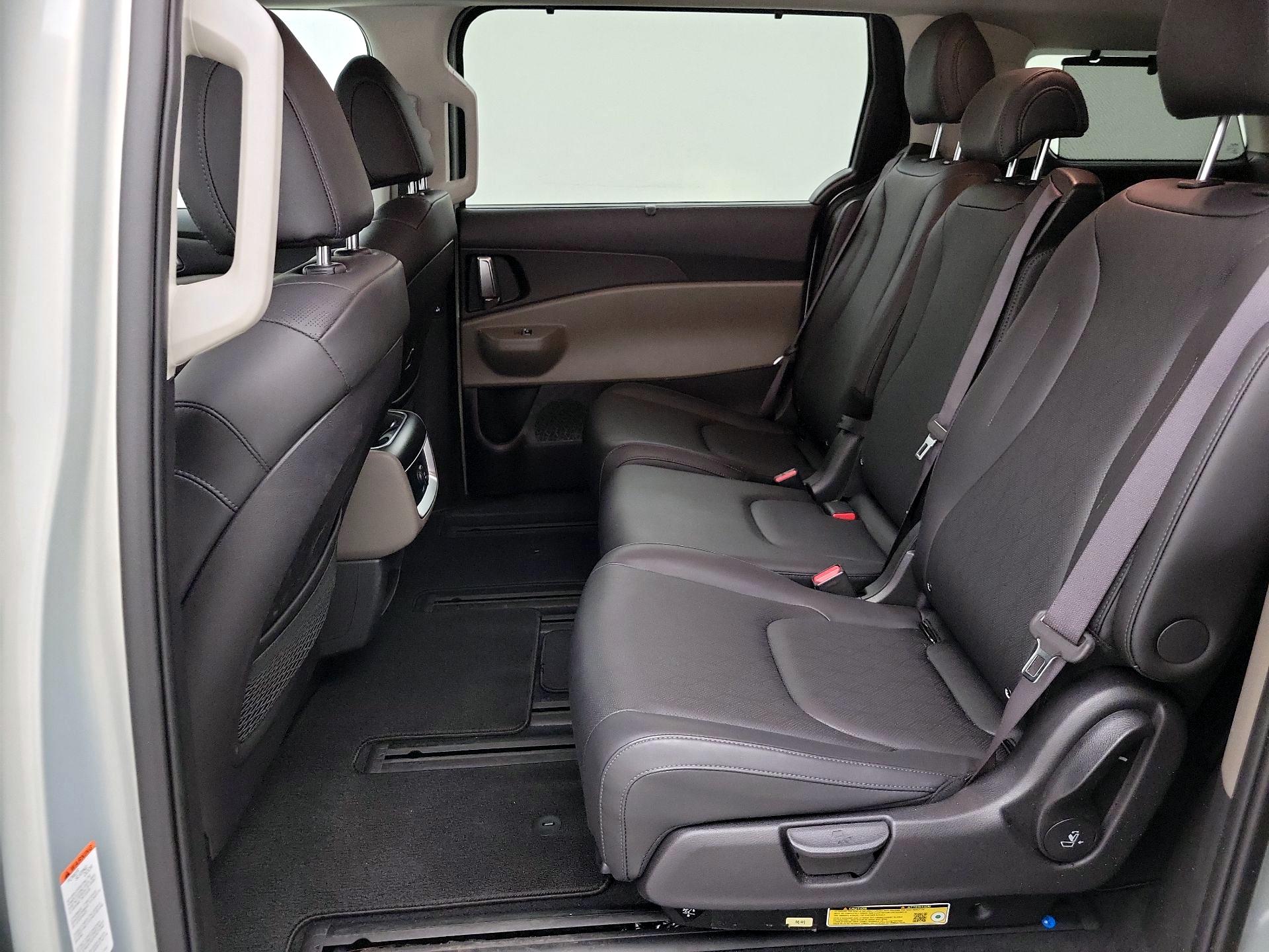 Thumbnail: 2025 Kia Carnival - 20