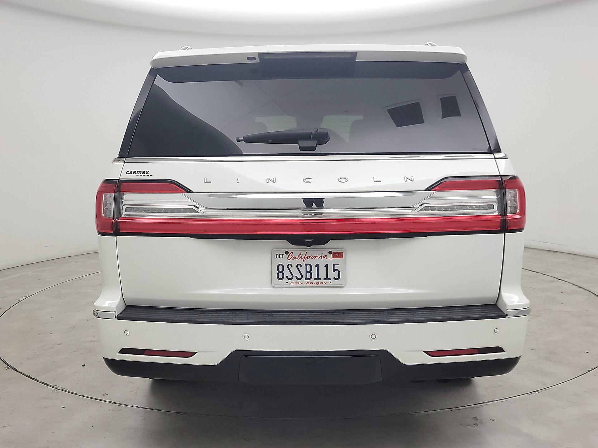 Thumbnail: 2020 Lincoln Navigator L - 6