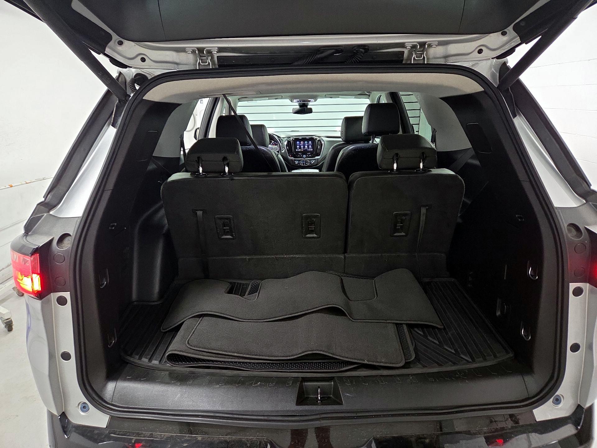 Thumbnail: 2020 Chevrolet Traverse - 16