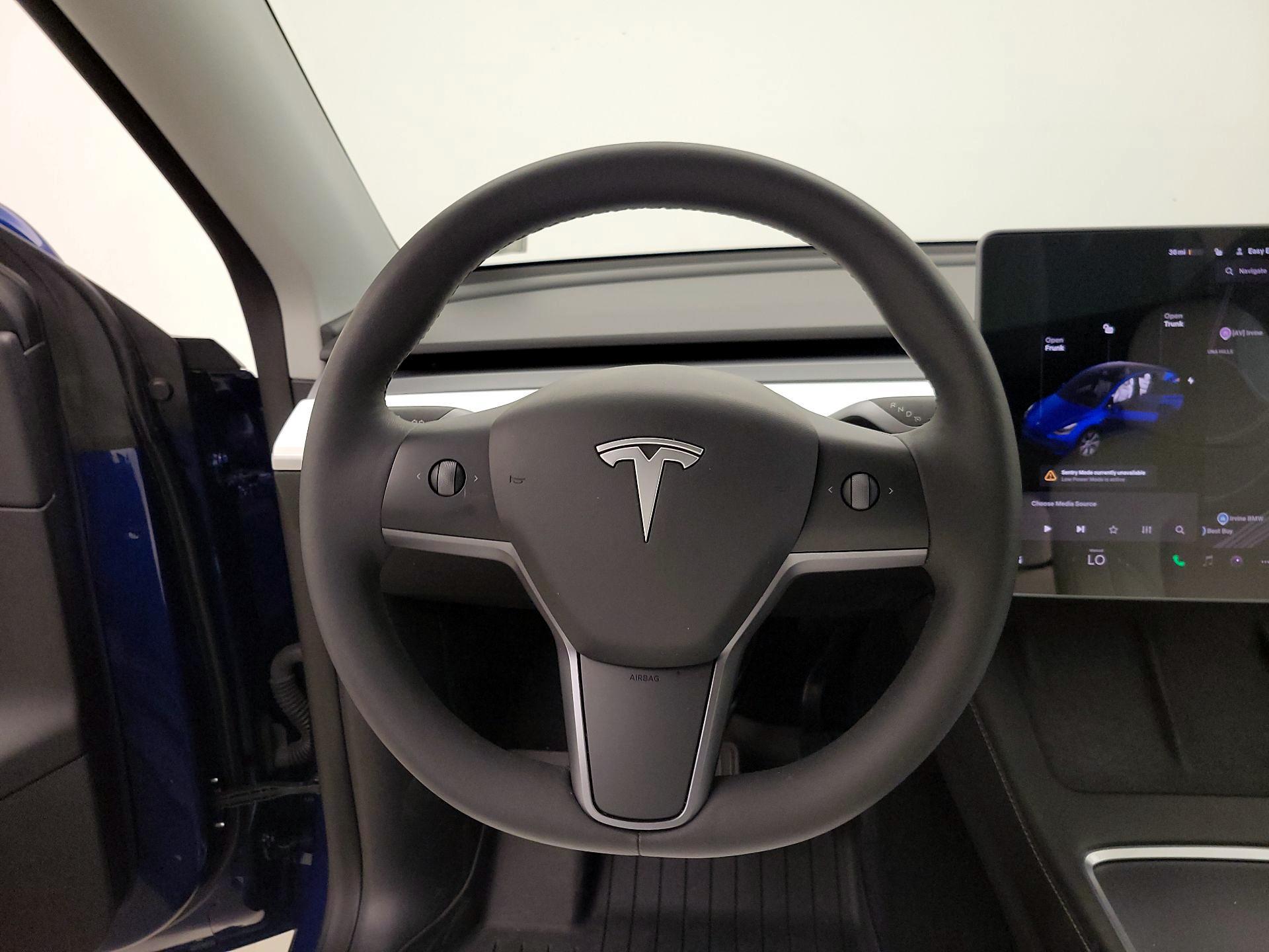 Thumbnail: 2022 Tesla Model Y - 10