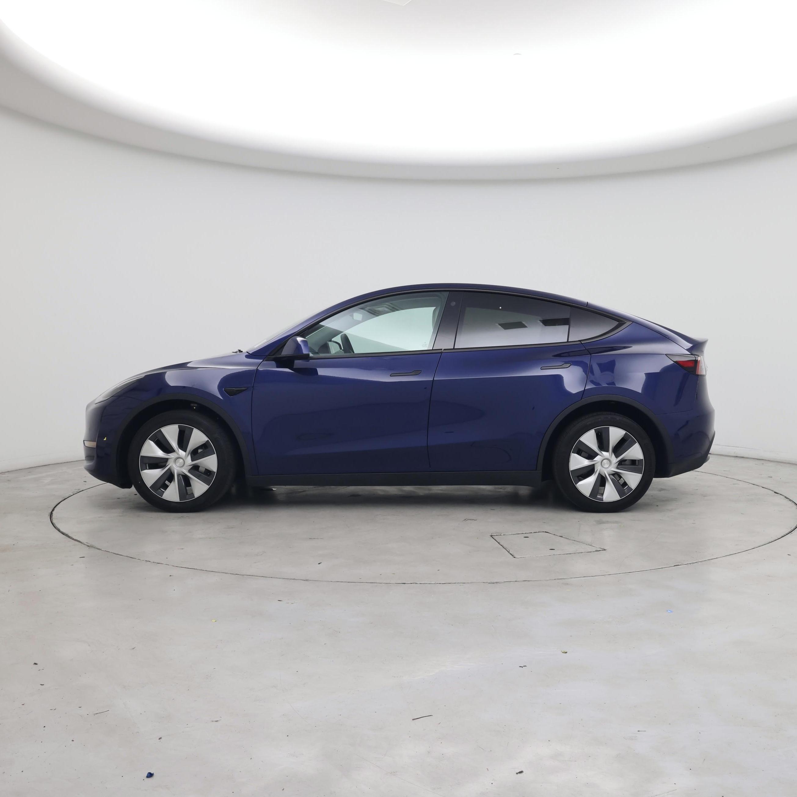 Thumbnail: 2022 Tesla Model Y - 3