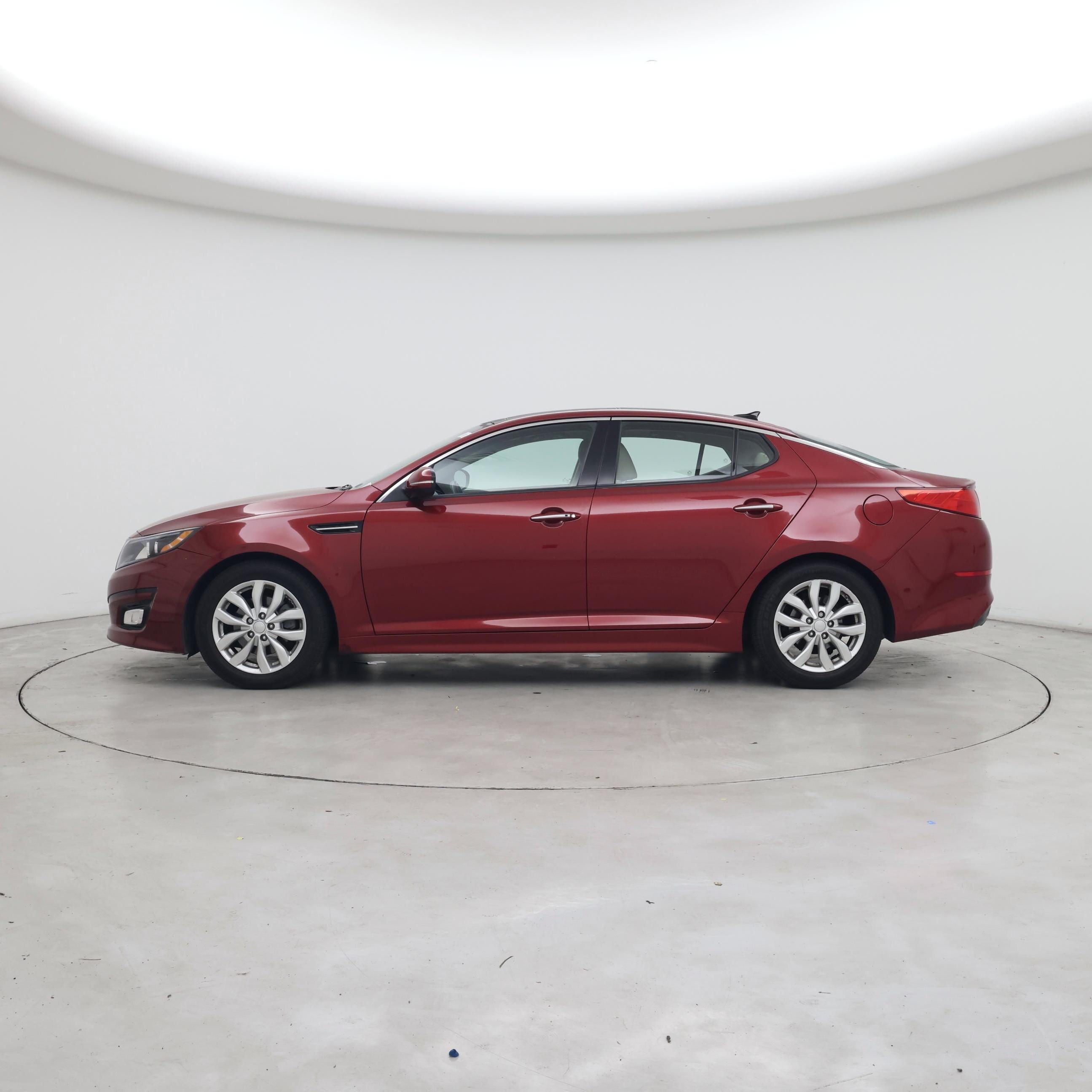 Thumbnail: 2015 Kia Optima - 3