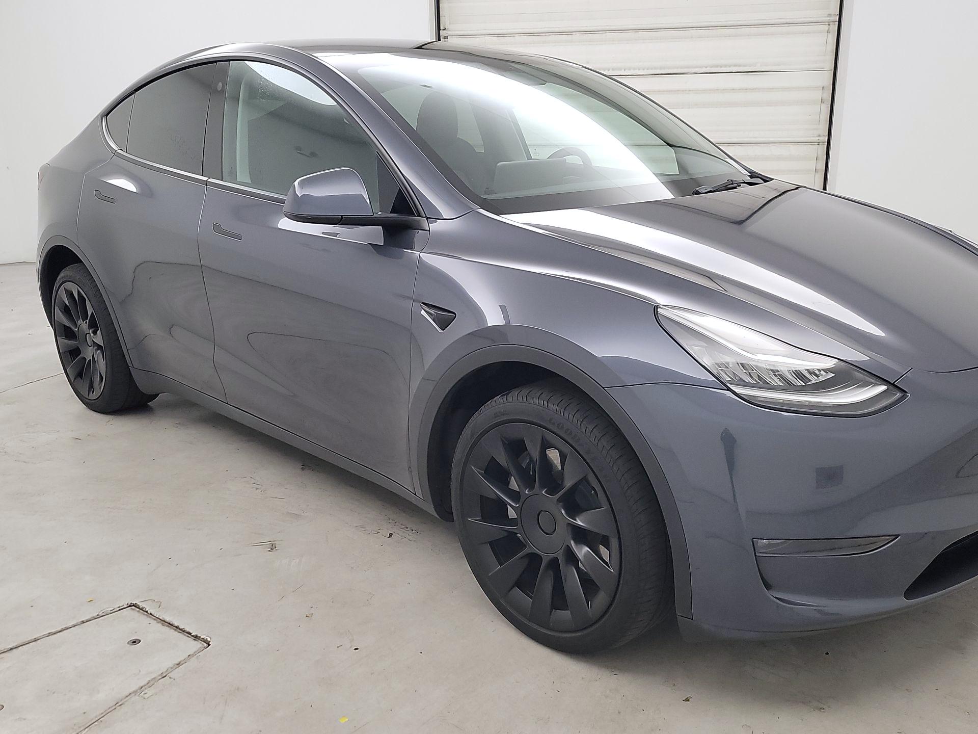 Thumbnail: 2023 Tesla Model Y - 1