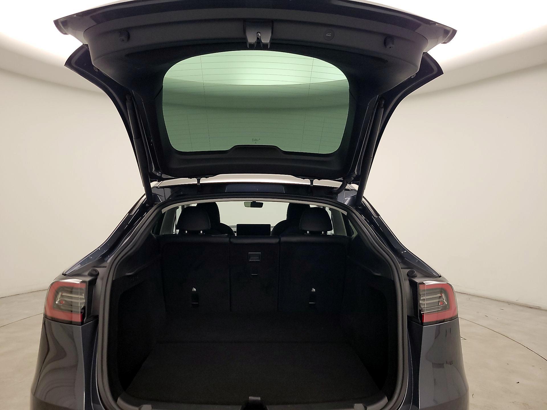 Thumbnail: 2023 Tesla Model Y - 17