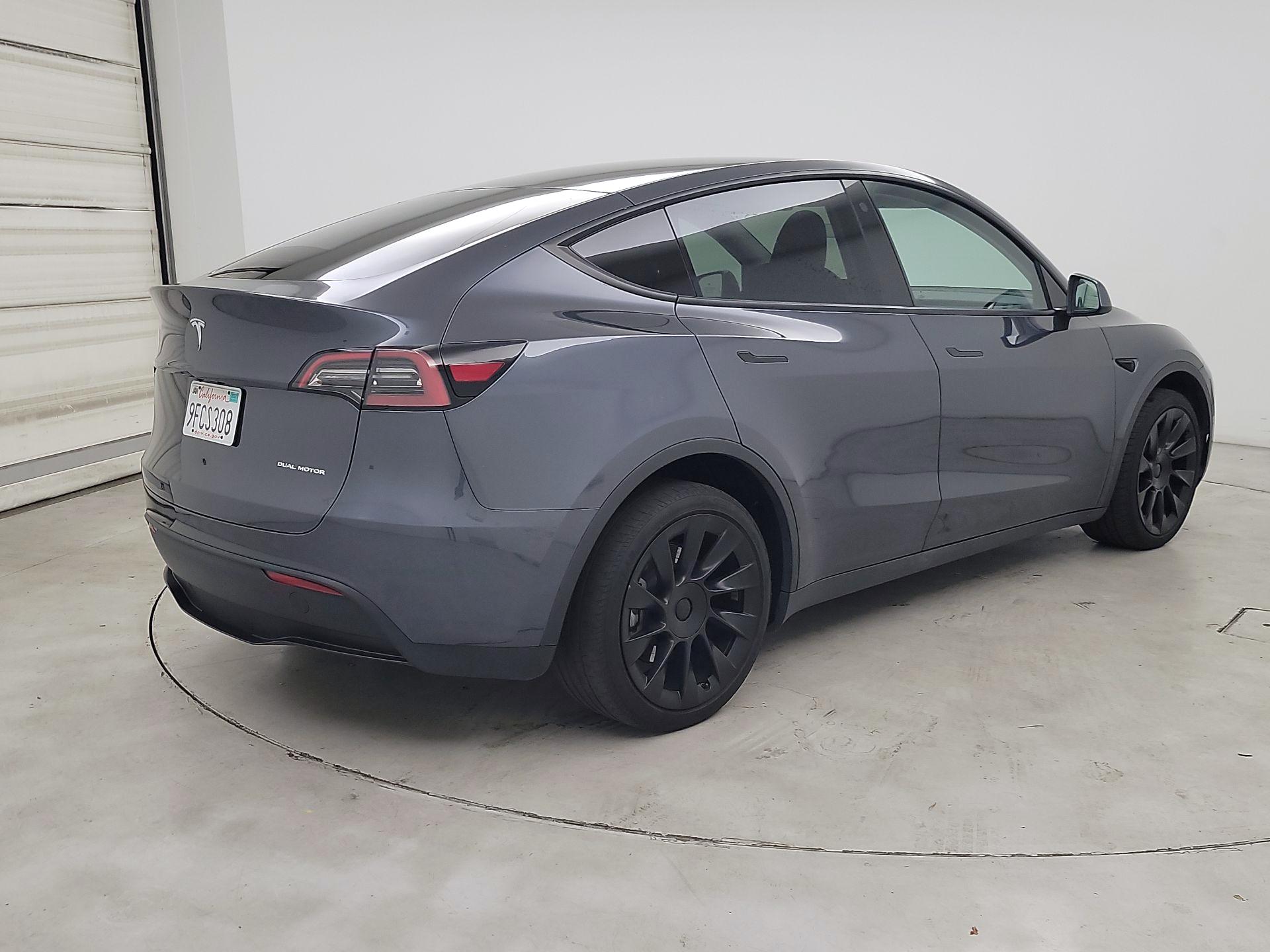 Thumbnail: 2023 Tesla Model Y - 5