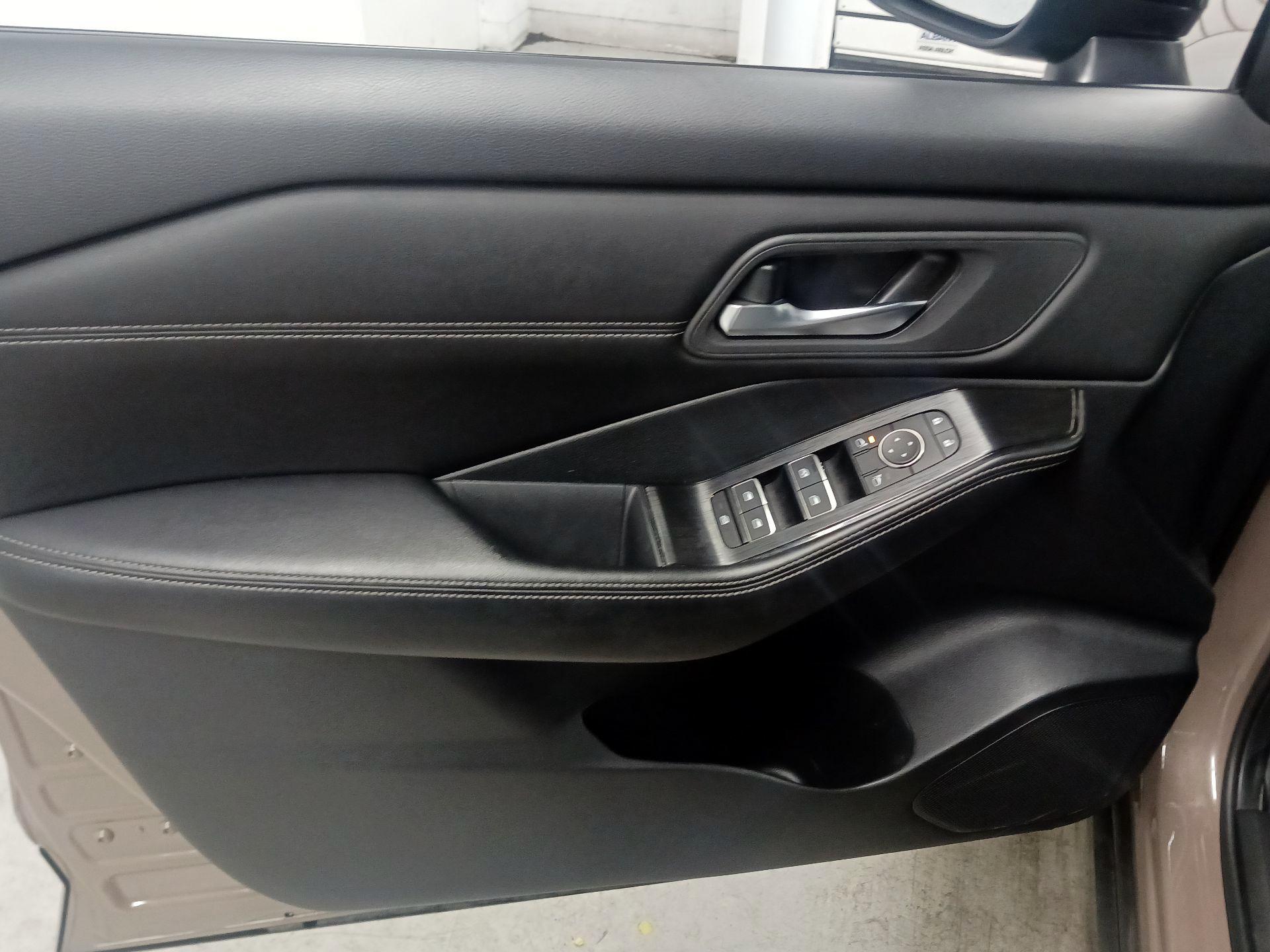 Thumbnail: 2024 Nissan Rogue - 12