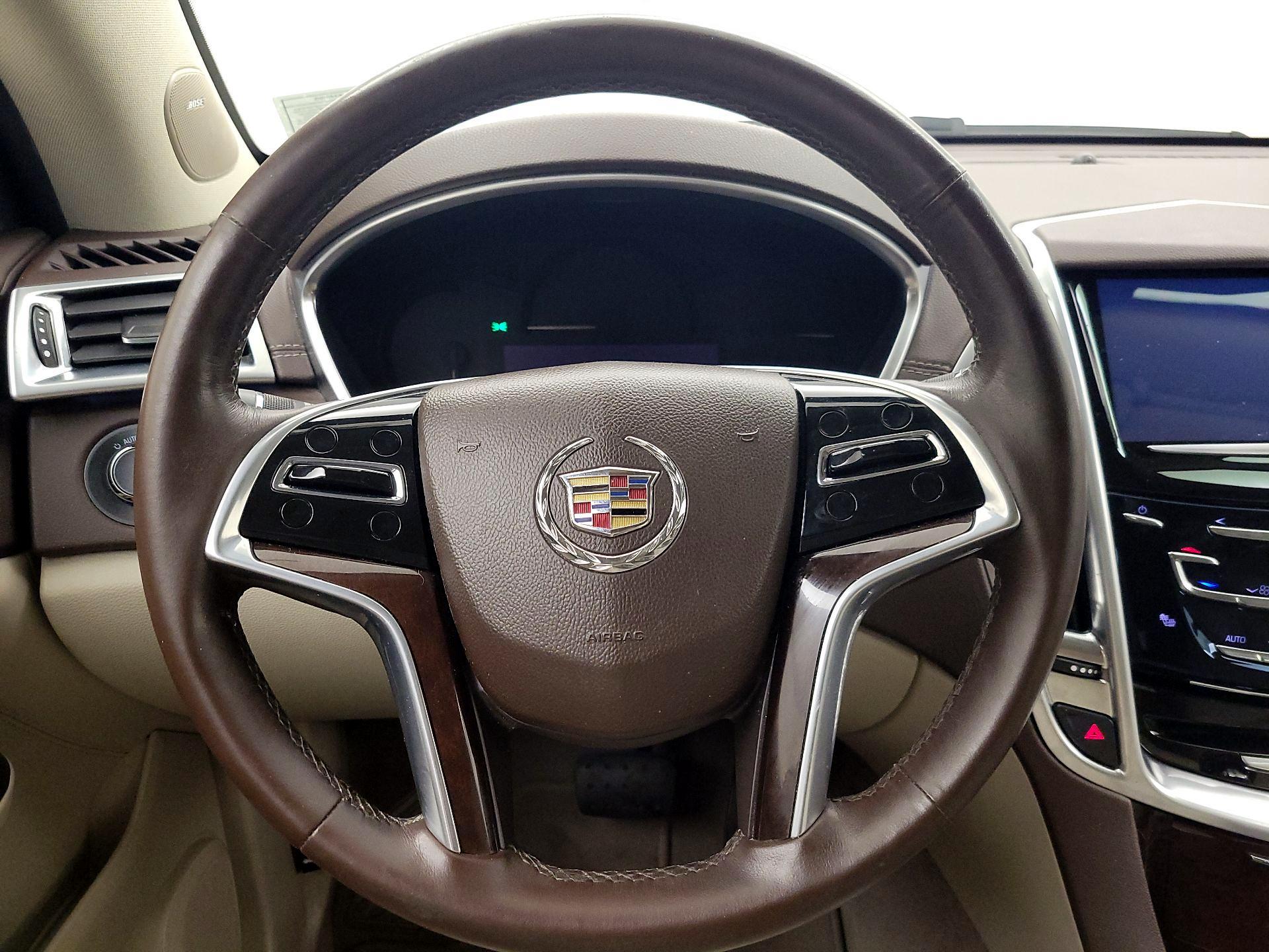 Thumbnail: 2016 Cadillac SRX - 10