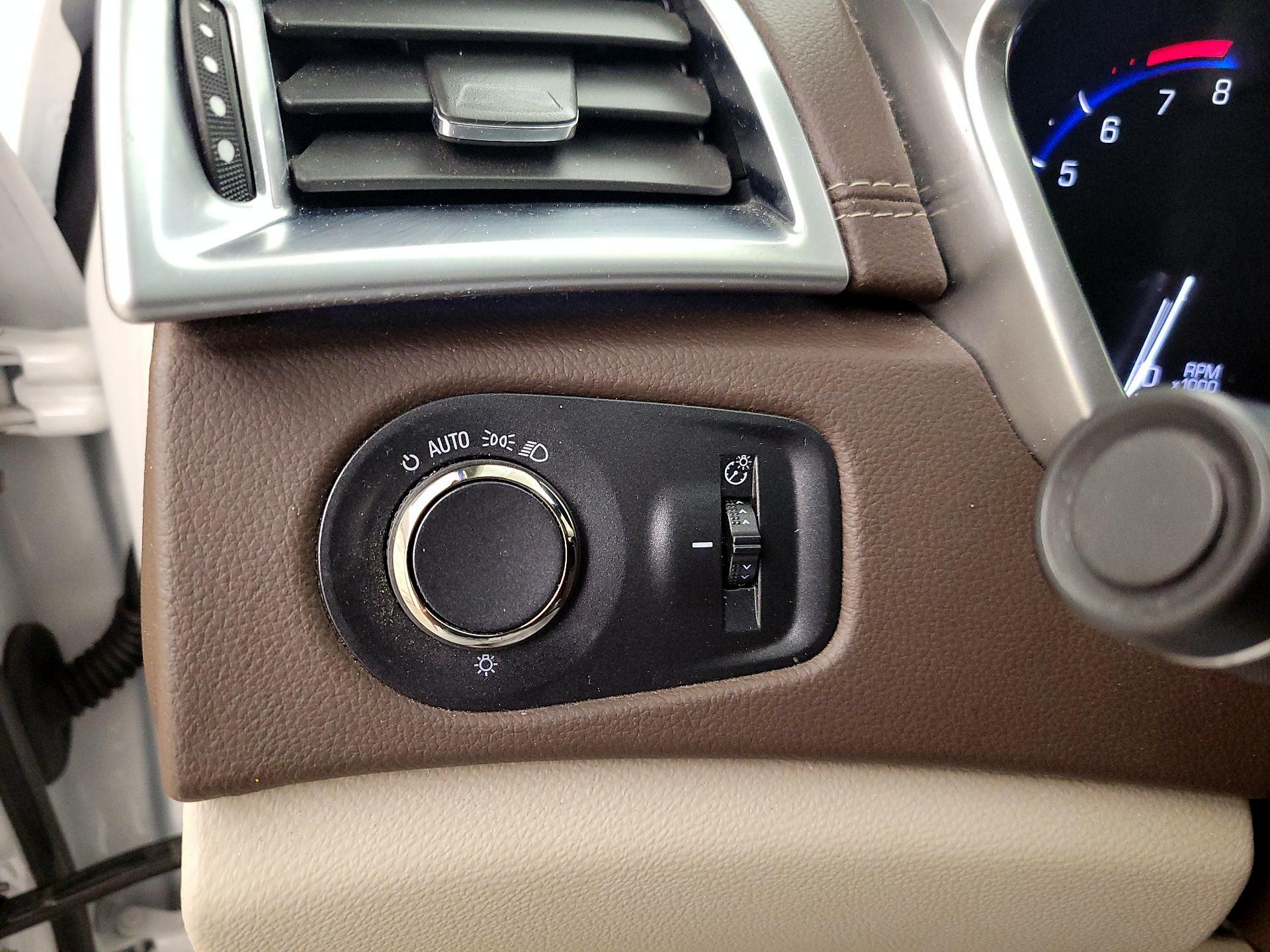 Thumbnail: 2016 Cadillac SRX - 13