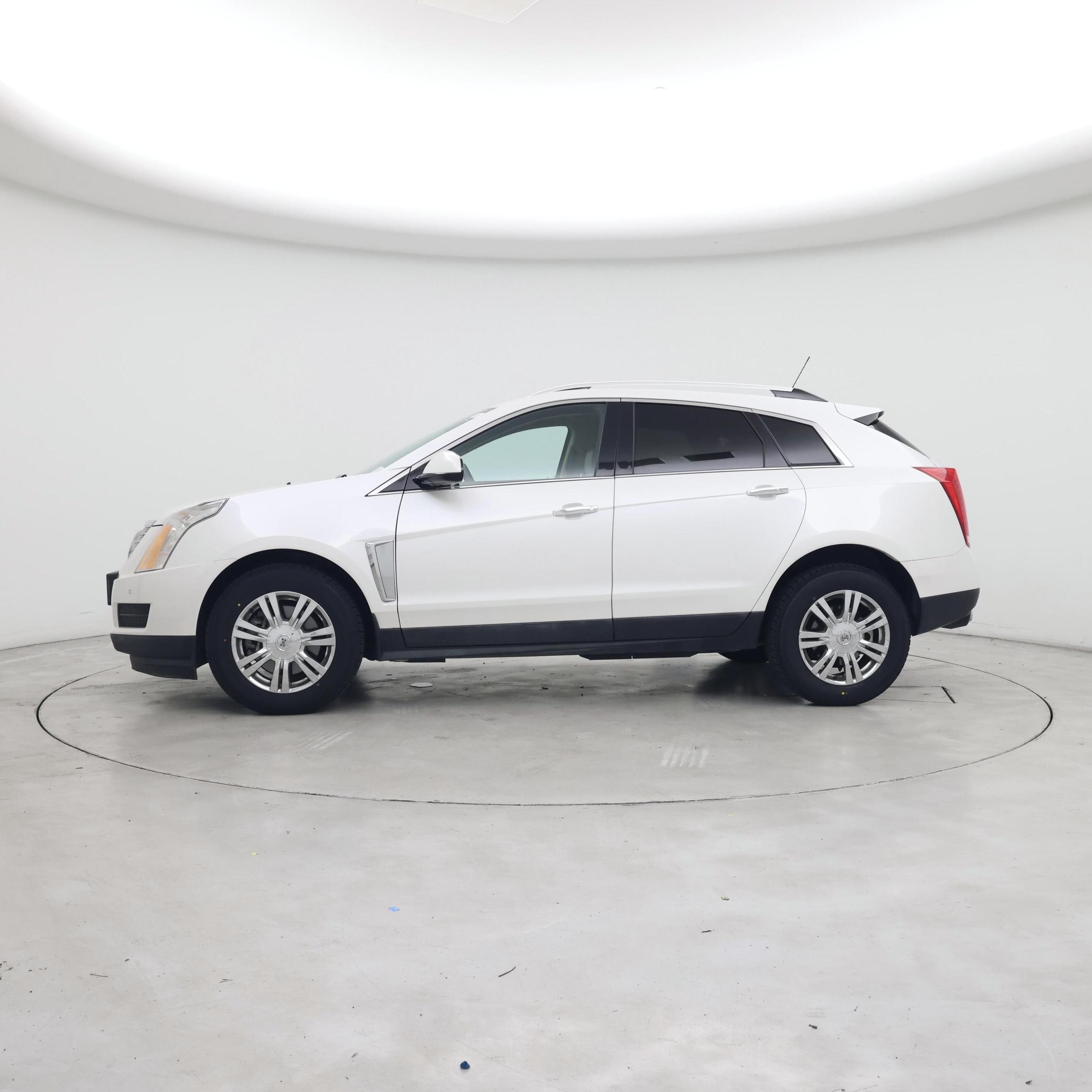 Thumbnail: 2016 Cadillac SRX - 3
