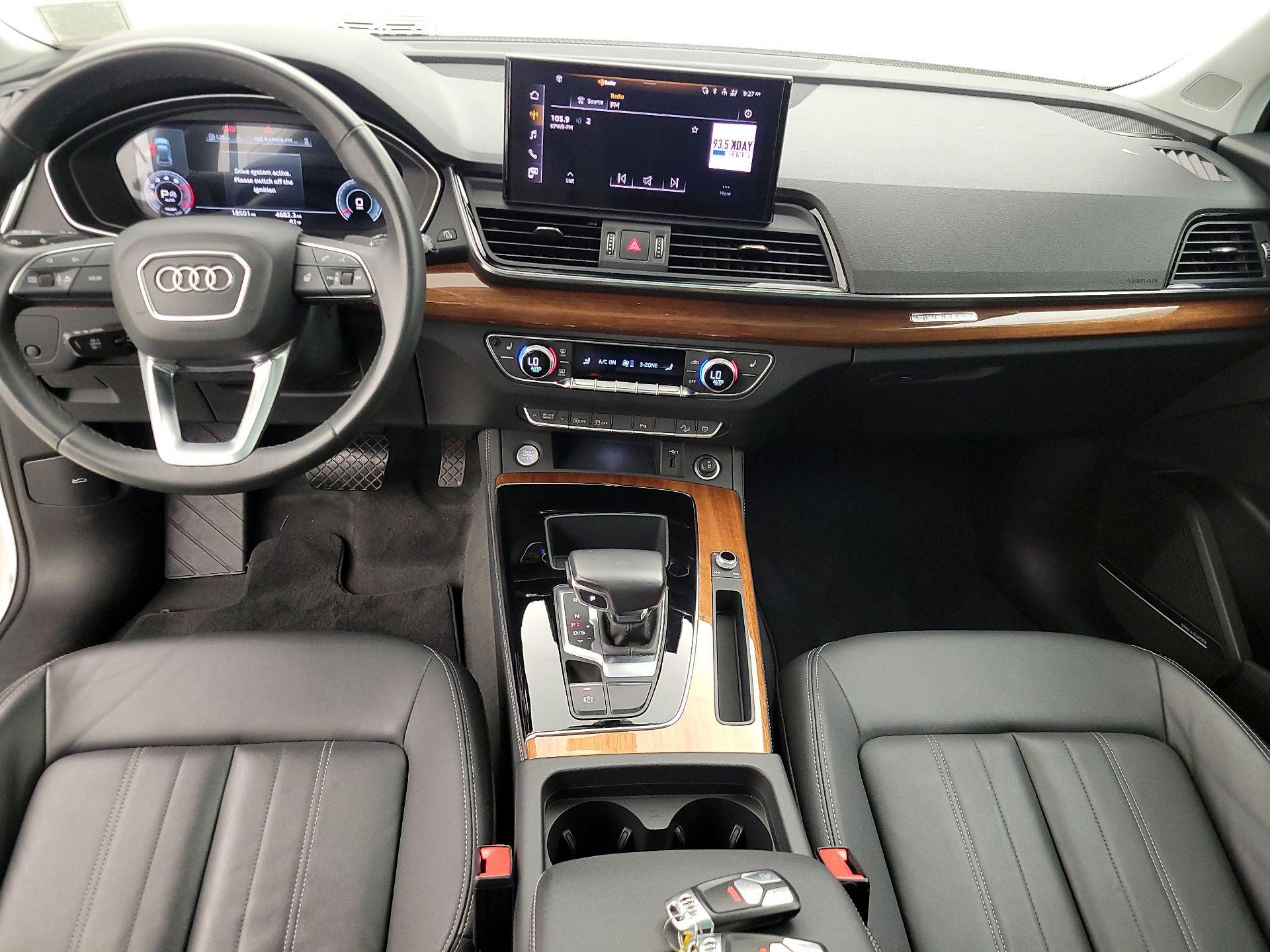 Thumbnail: 2023 Audi Q5 - 9