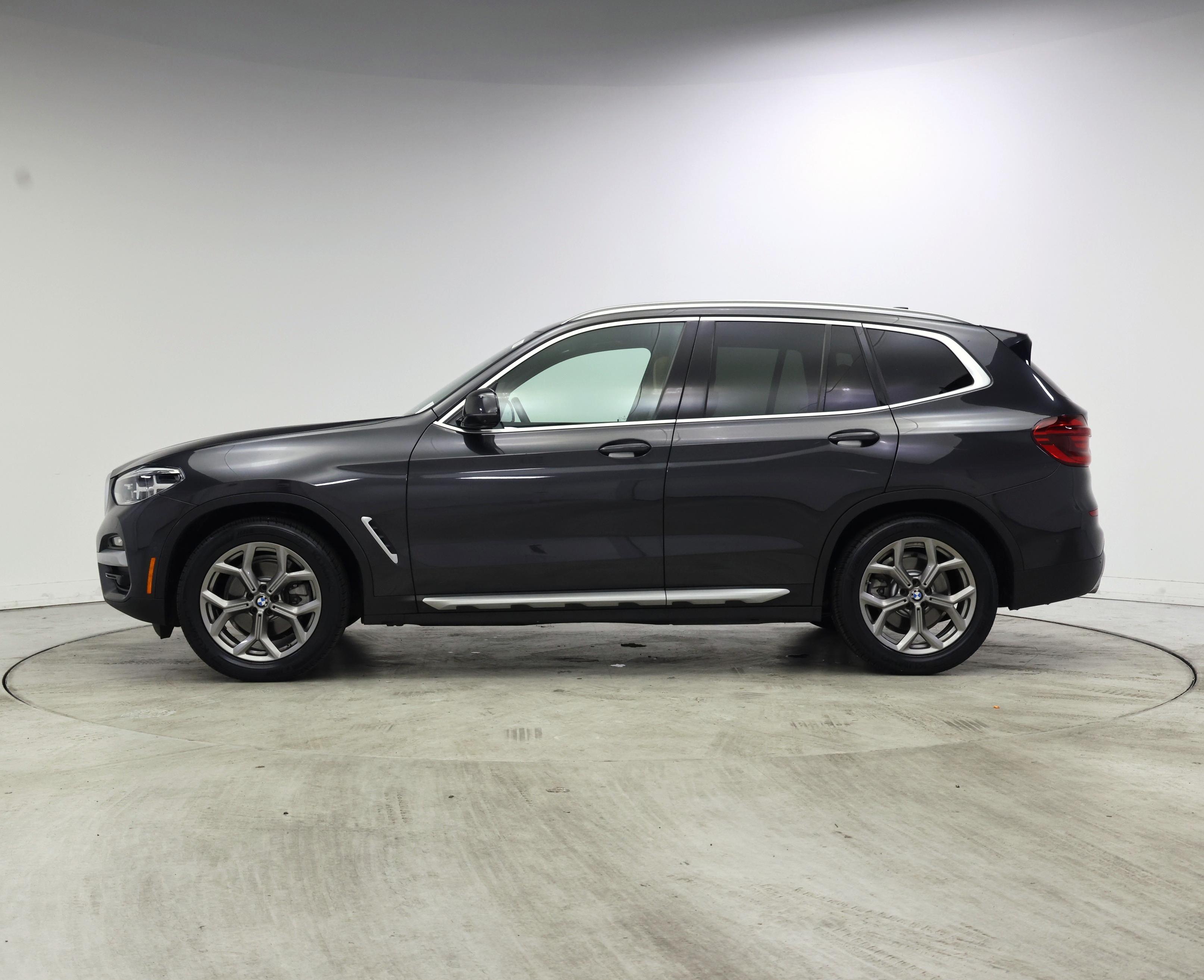 Thumbnail: 2021 BMW X3 - 3