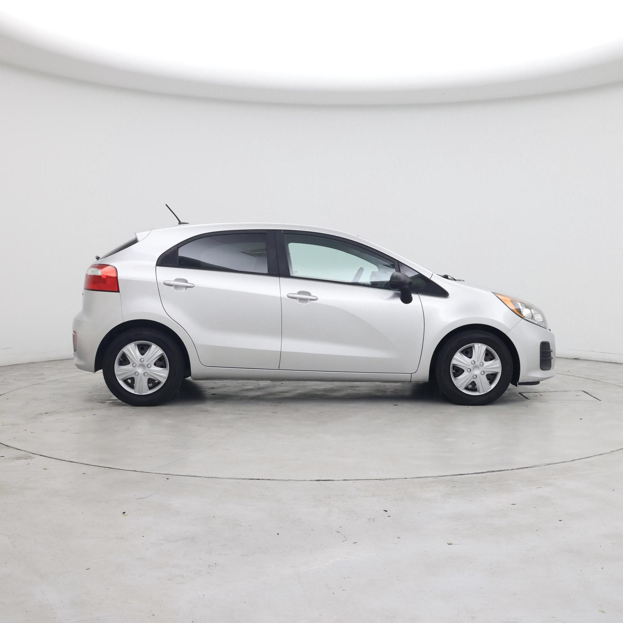 Thumbnail: 2016 Kia Rio5 - 7