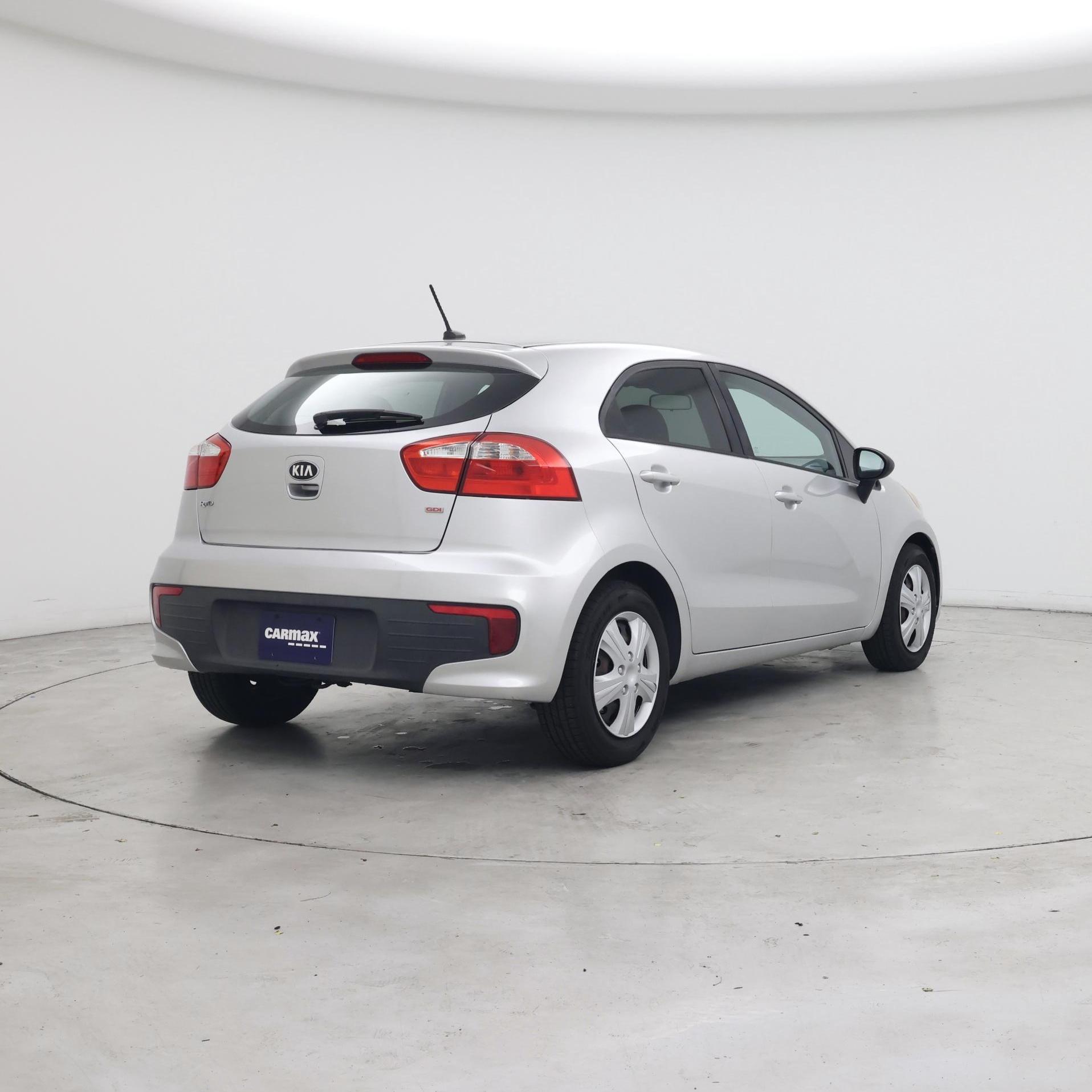 Thumbnail: 2016 Kia Rio5 - 8