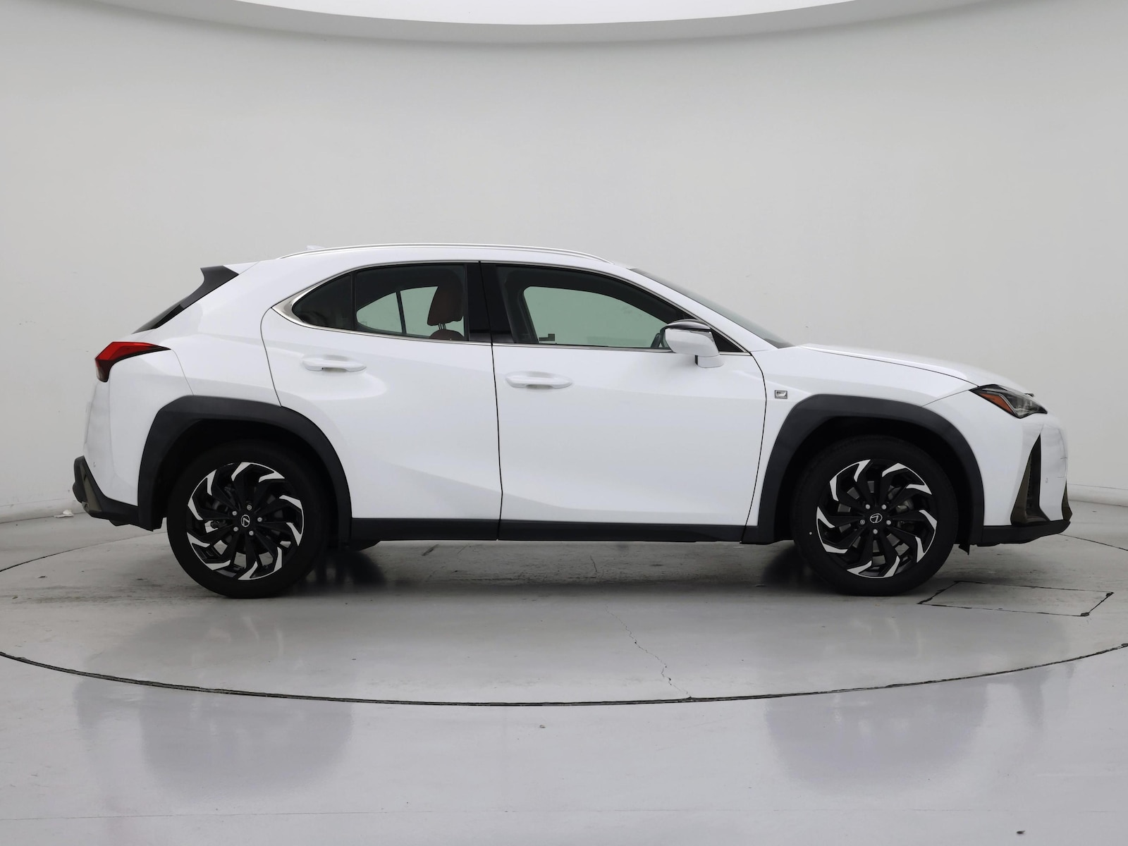 2021 Lexus UX 200 F SPORT - Photo 8