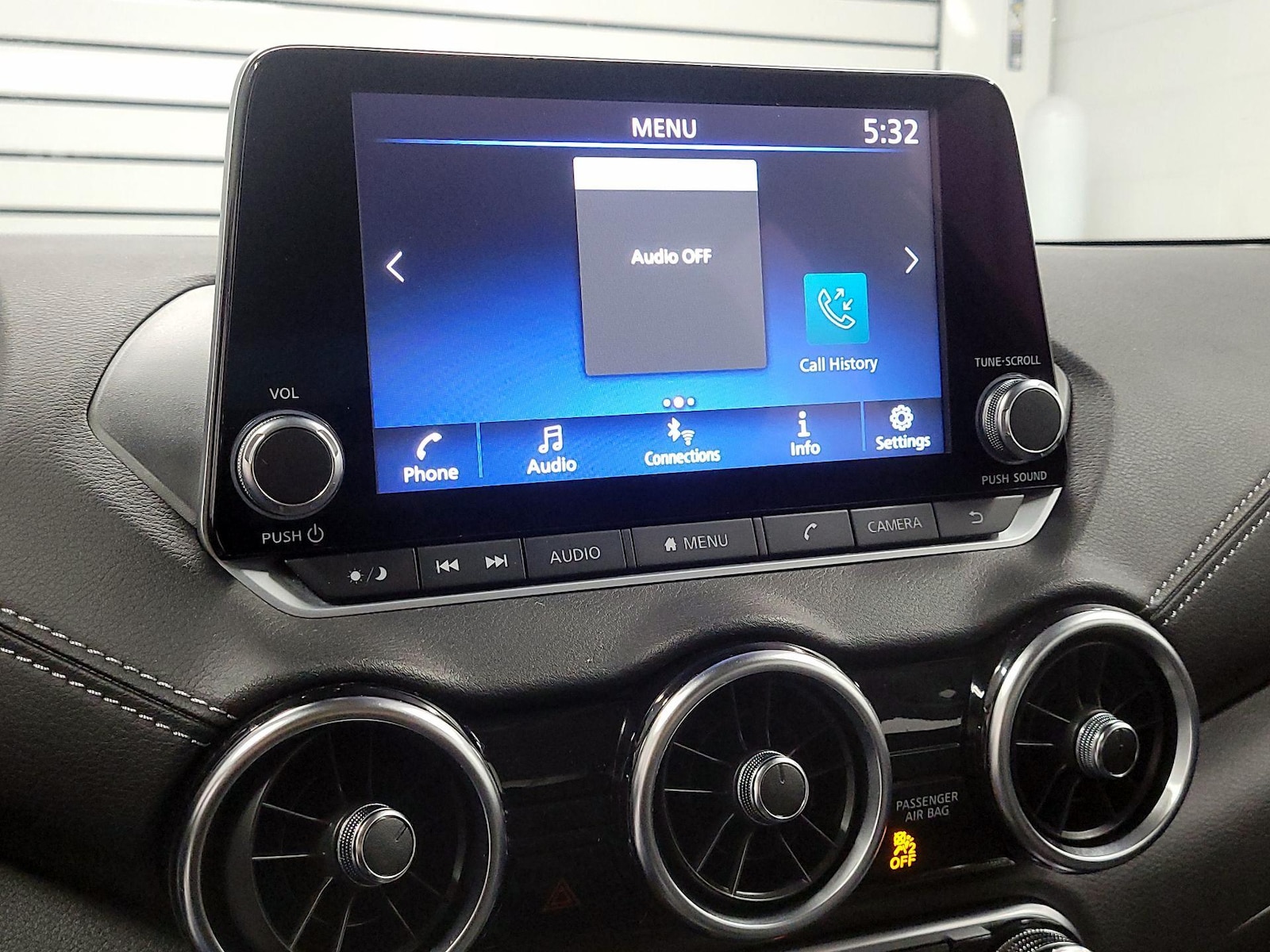 2025 Nissan Sentra SV - Photo 14