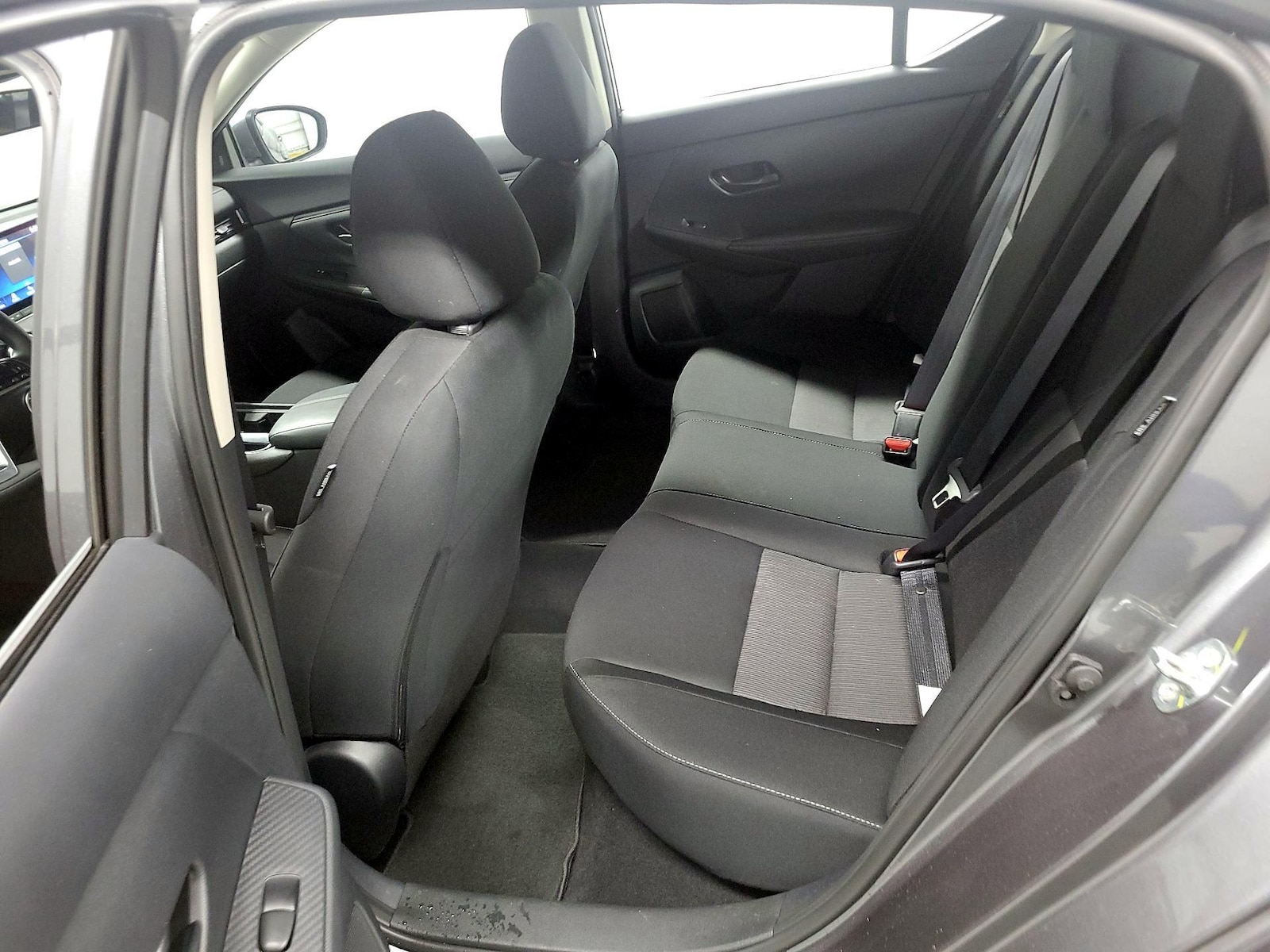 2025 Nissan Sentra SV - Photo 18