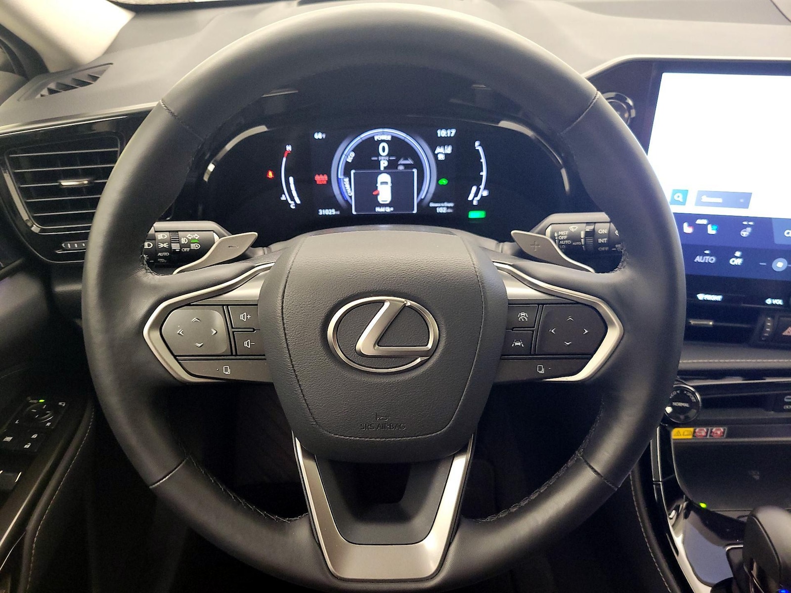 2025 Lexus NX Hybrid 350h - Photo 11