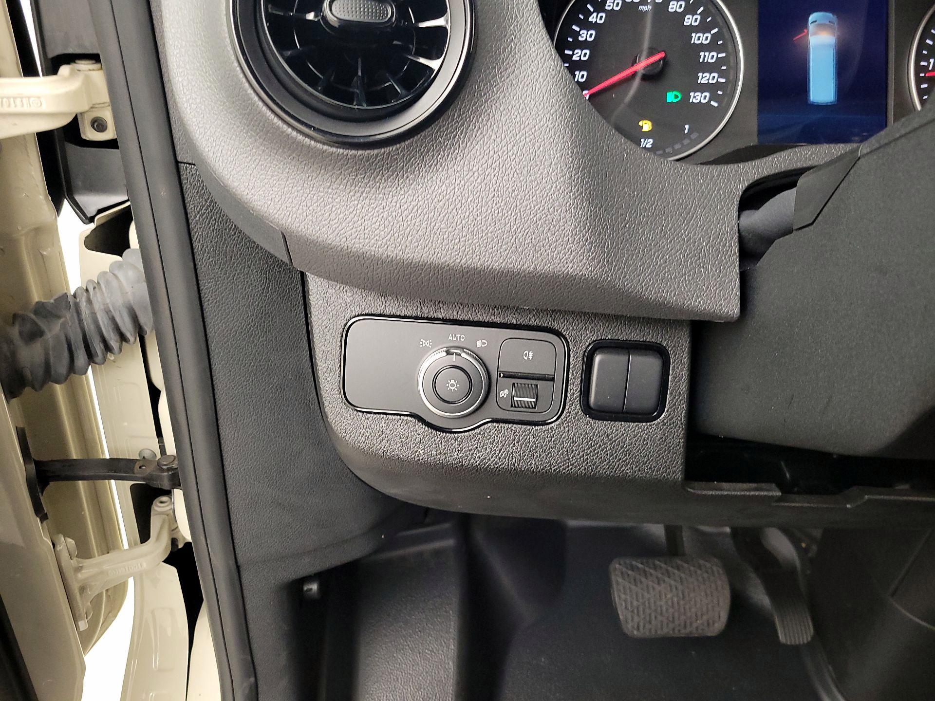 Thumbnail: 2023 Mercedes-Benz Sprinter - 13