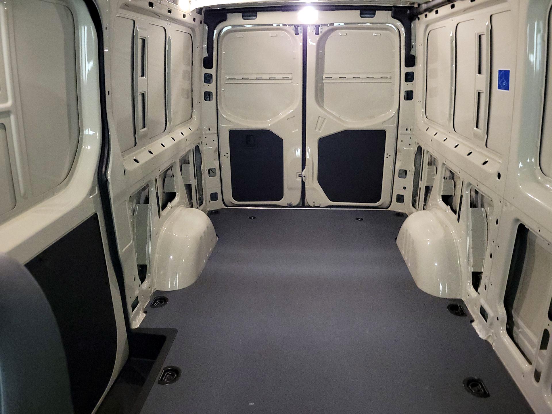 Thumbnail: 2023 Mercedes-Benz Sprinter - 19